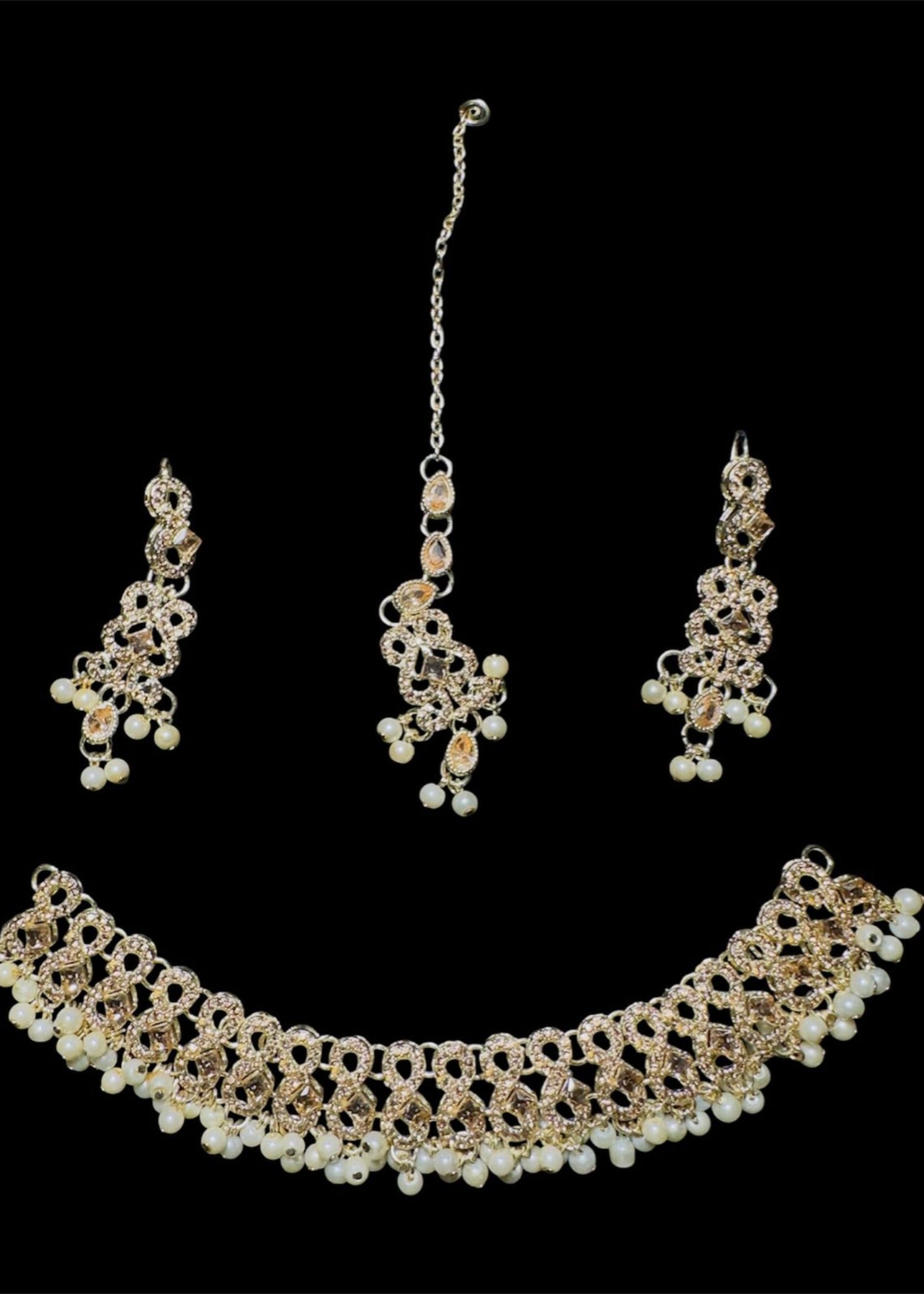 Jewelry Set in Mari gold, champagne Color by - Trendy Women Jewelry Set GSQ6138