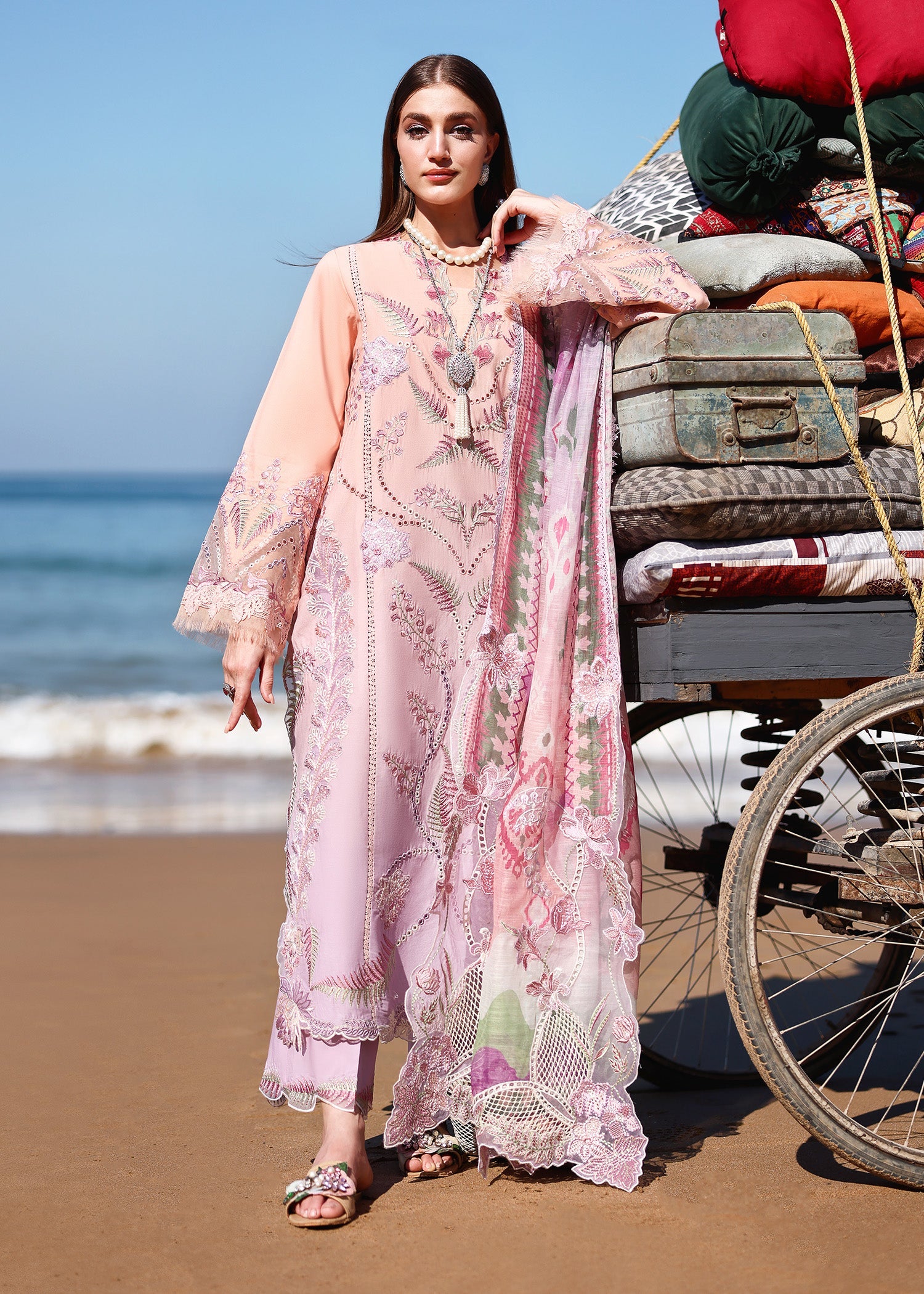 Breeze Festive Luxury Lawn – TALI 3-A