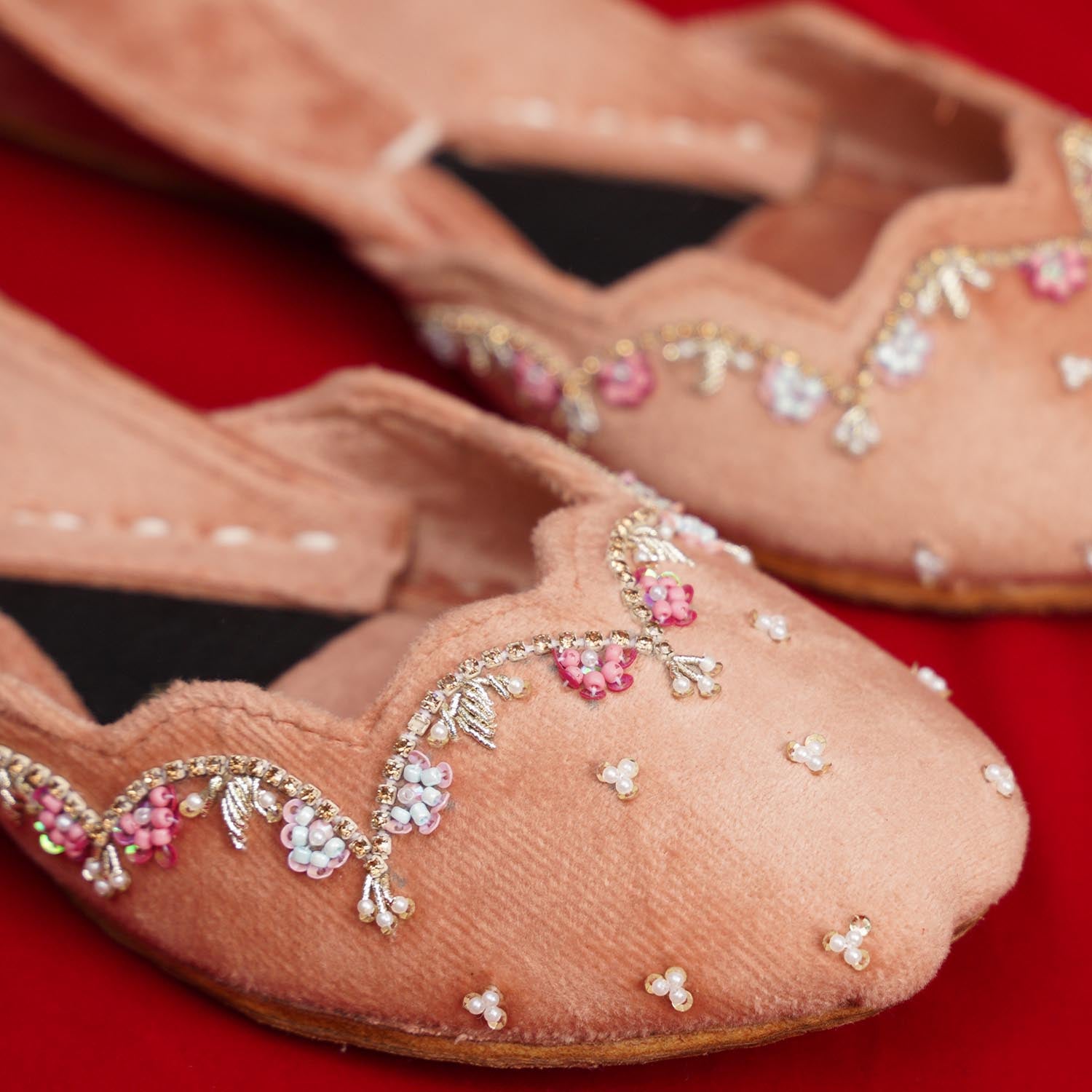 Khussa by - High Quality Women Khussa UQN8087