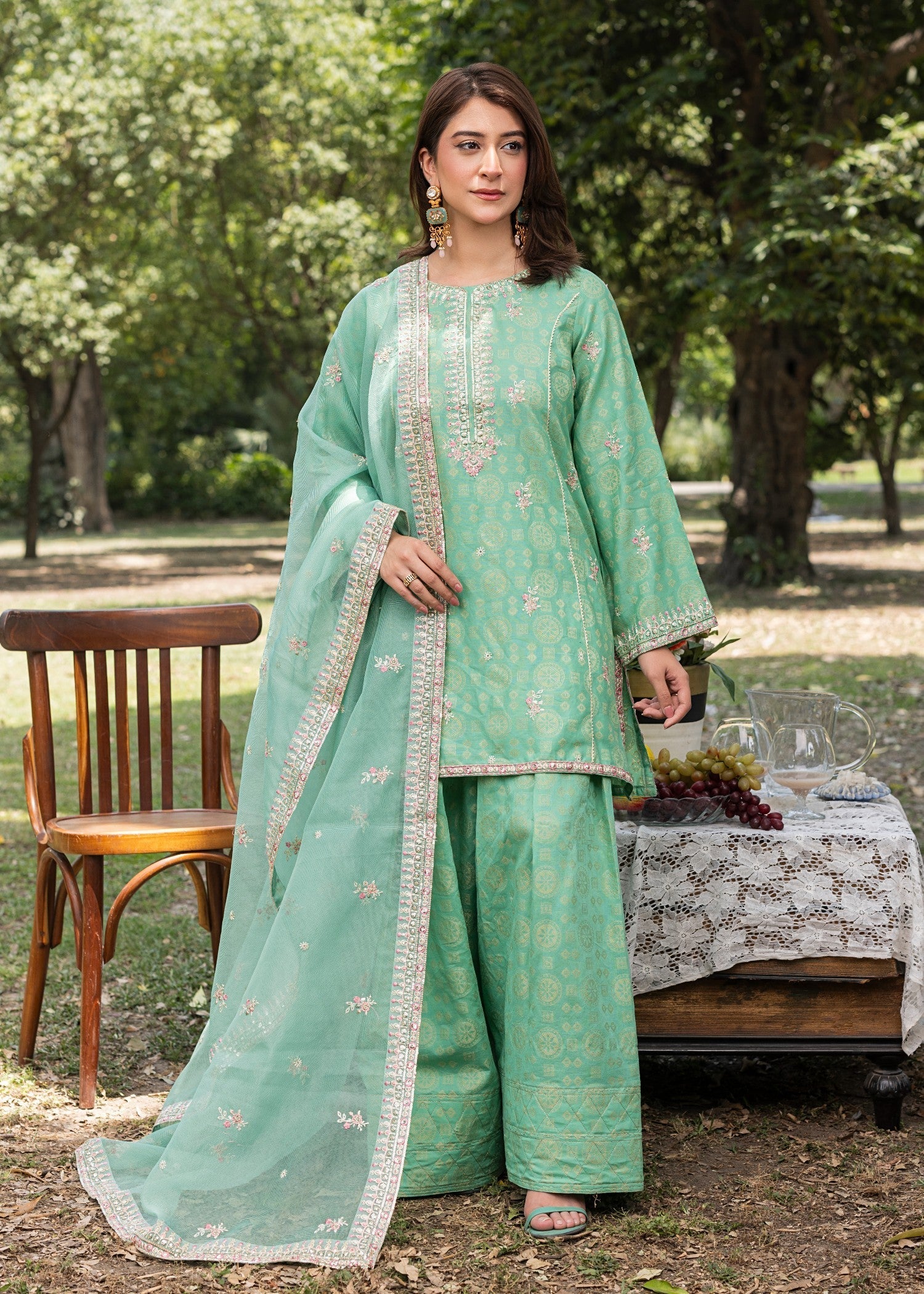 jacquard Kurta Set in Moss green