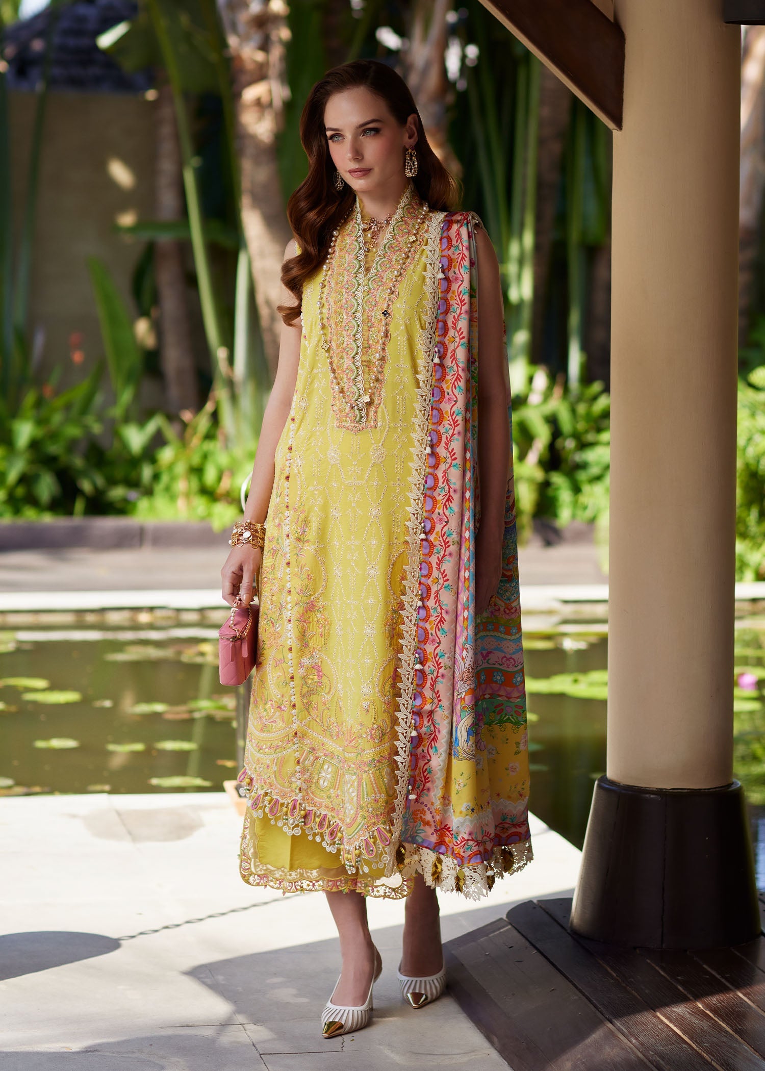 Ariya Luxury Lawn – Bianca
