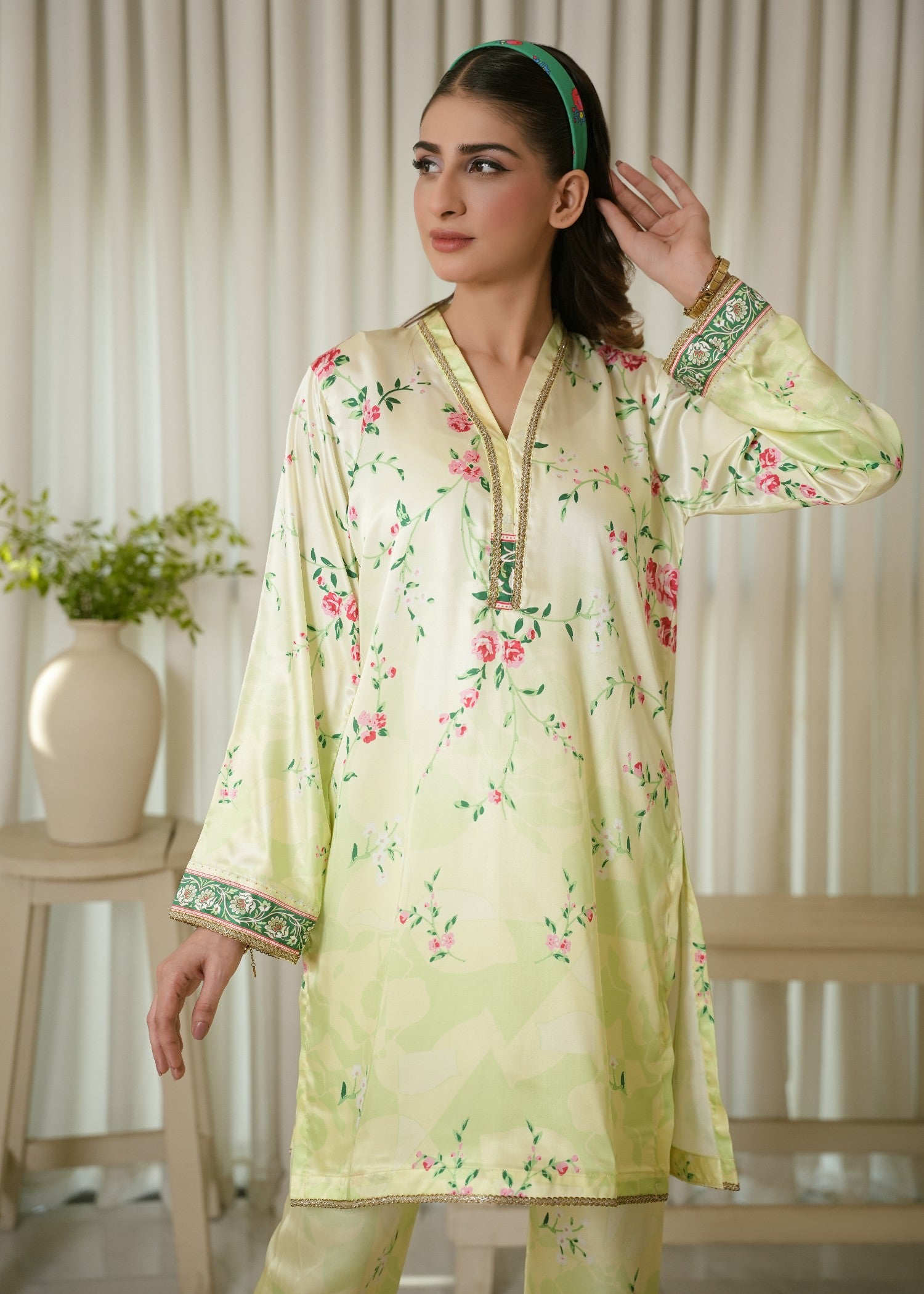 charmuse/shamooz Co Ord Sets in Key lime
