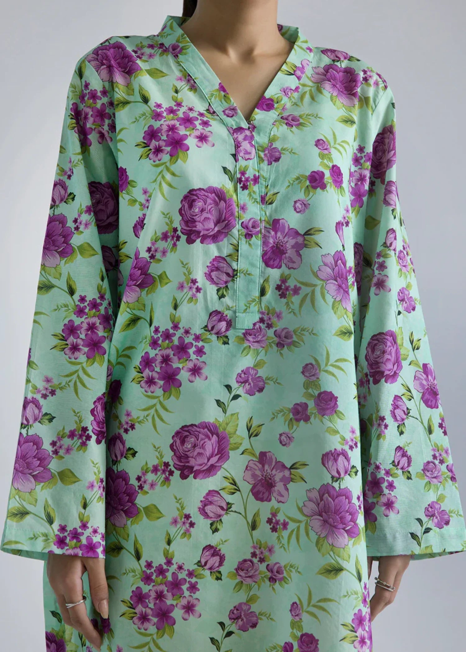 cambric Kurti in Pastel green