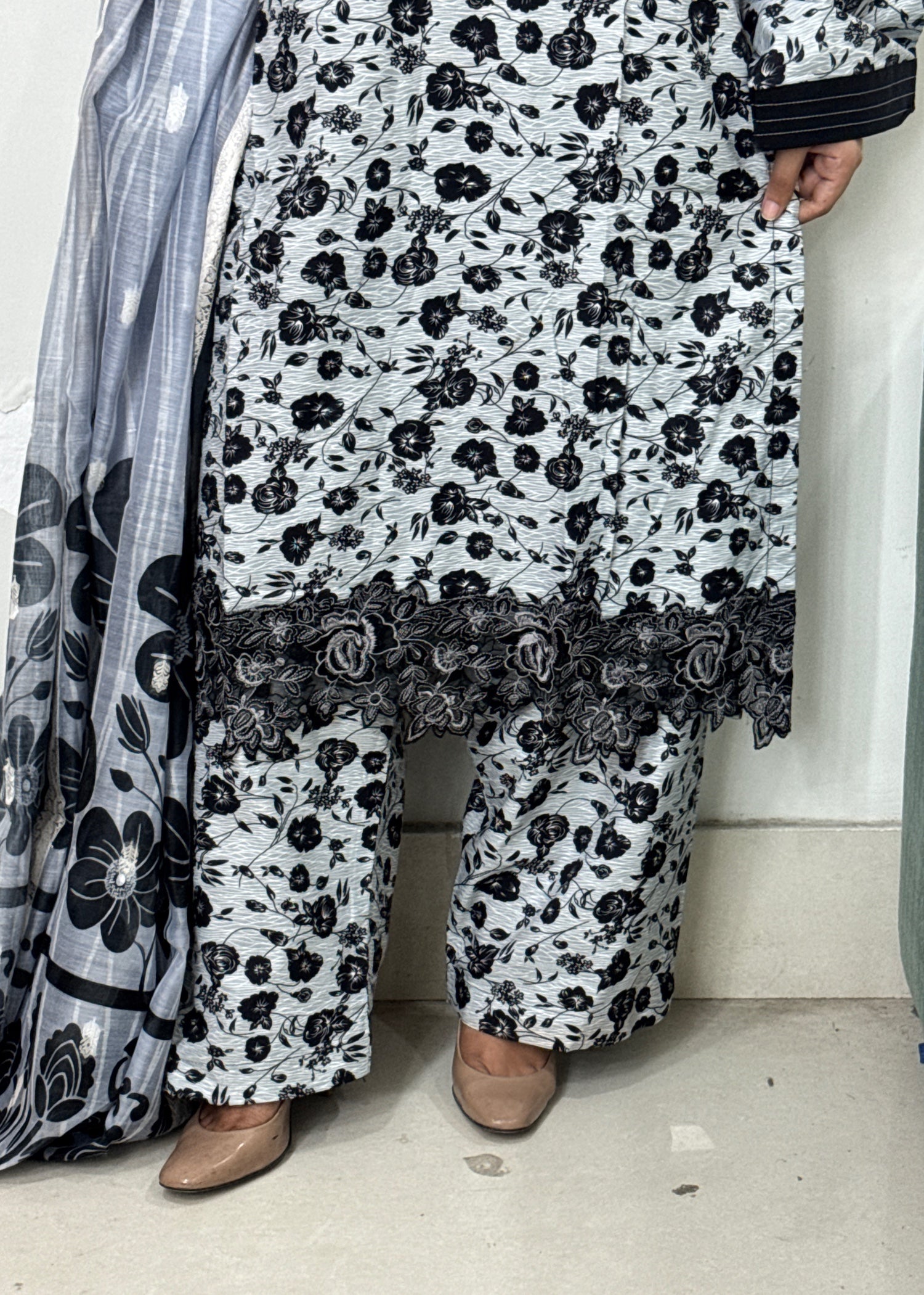 blended grip silk Kurta Set in Light grey