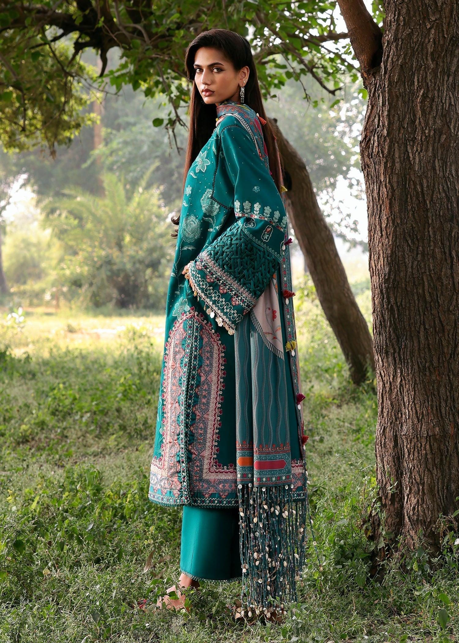khaddar Unstitched in Emerald green
