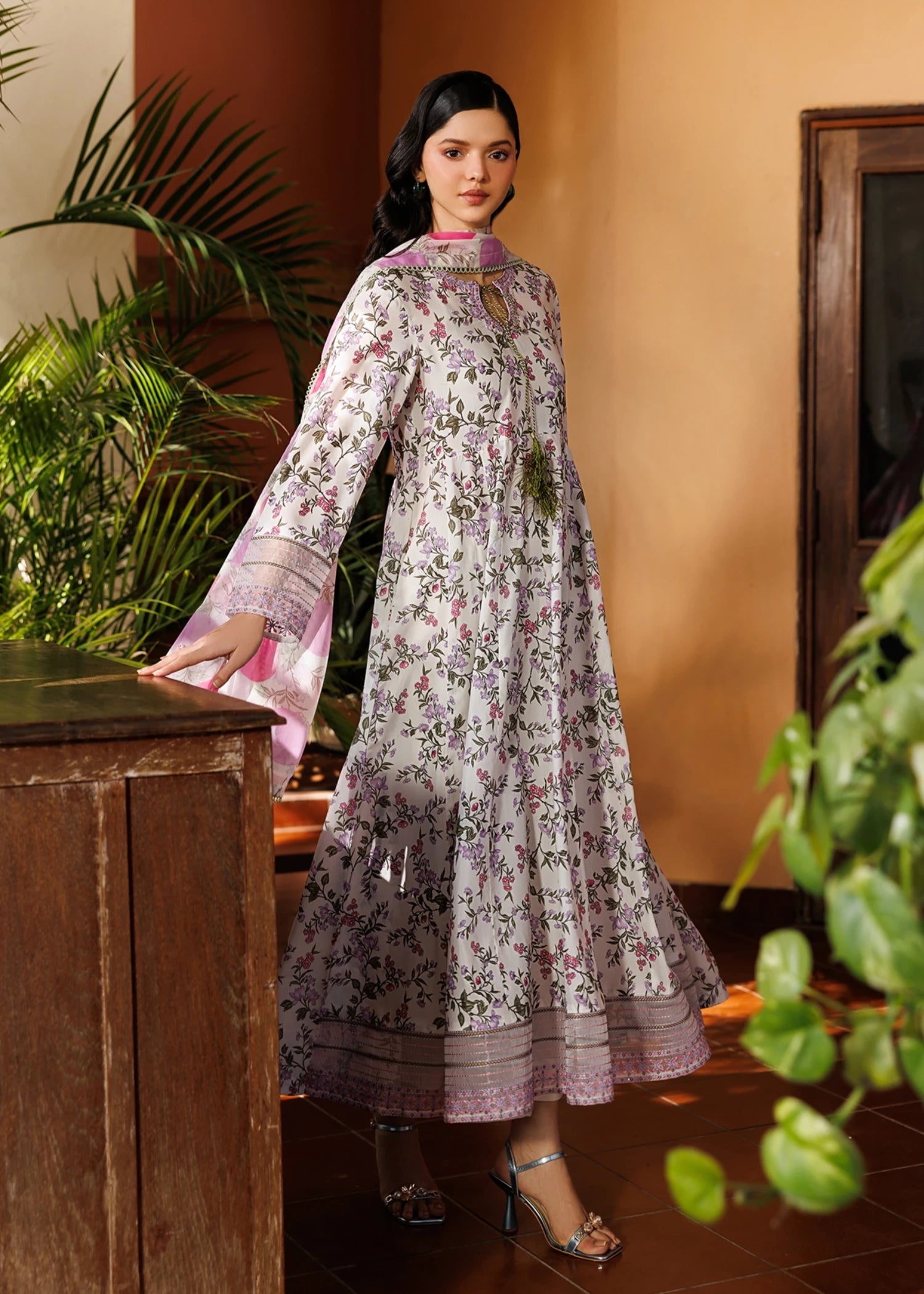 lawn cotton Pishwas in Lavender