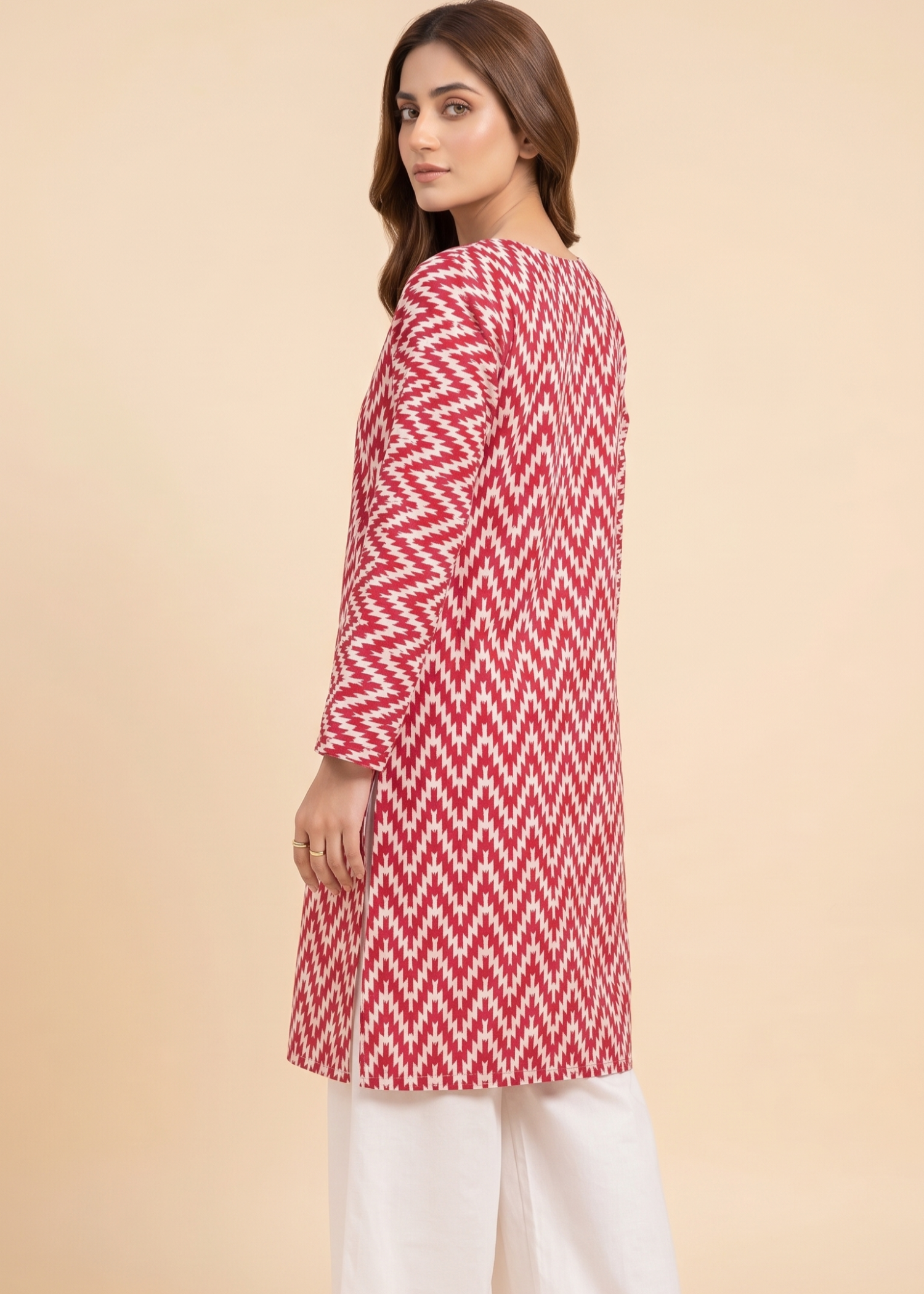 lawn Kurta Set in Pink, white