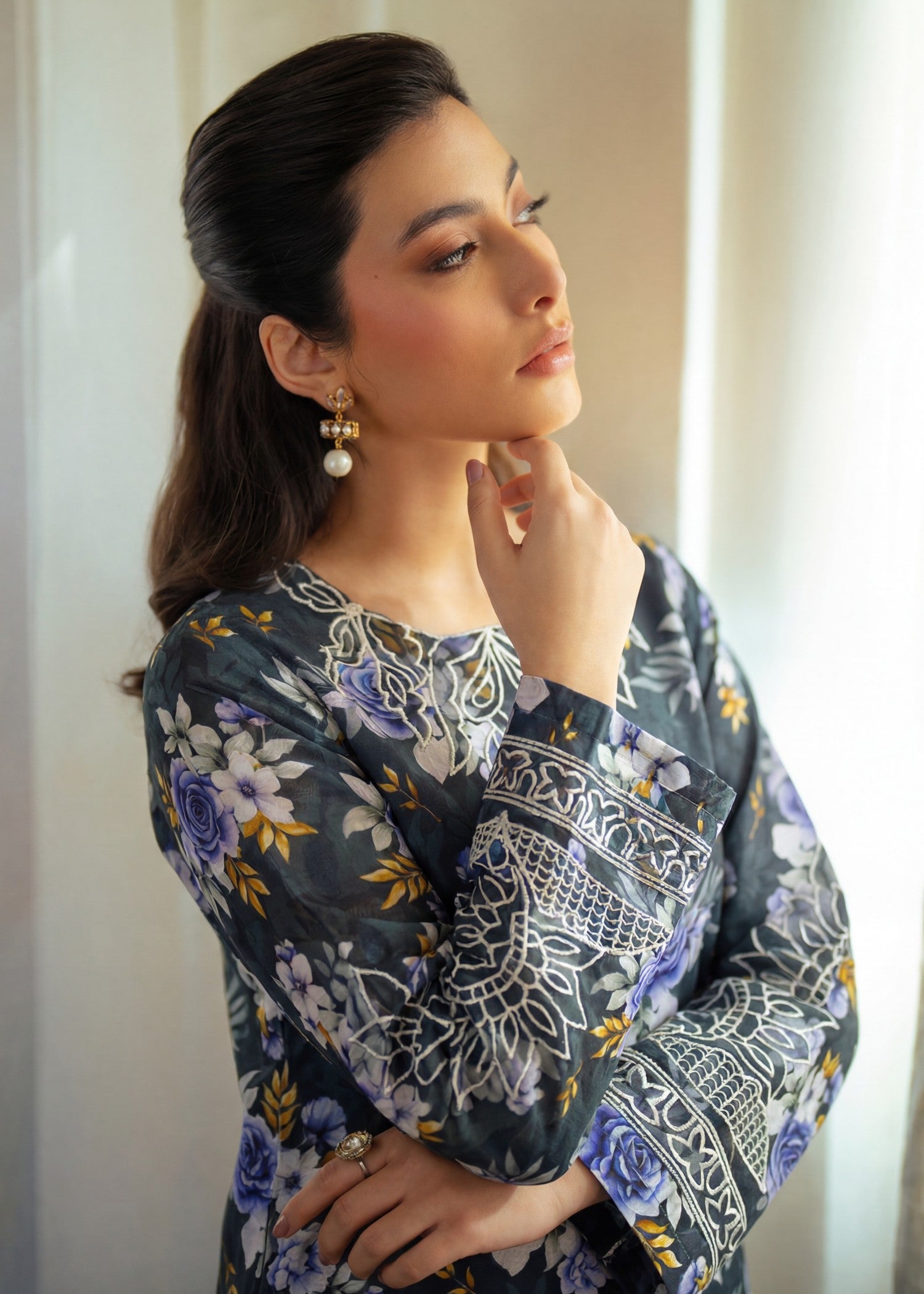 textured lawn Kurta Set in Dark grey