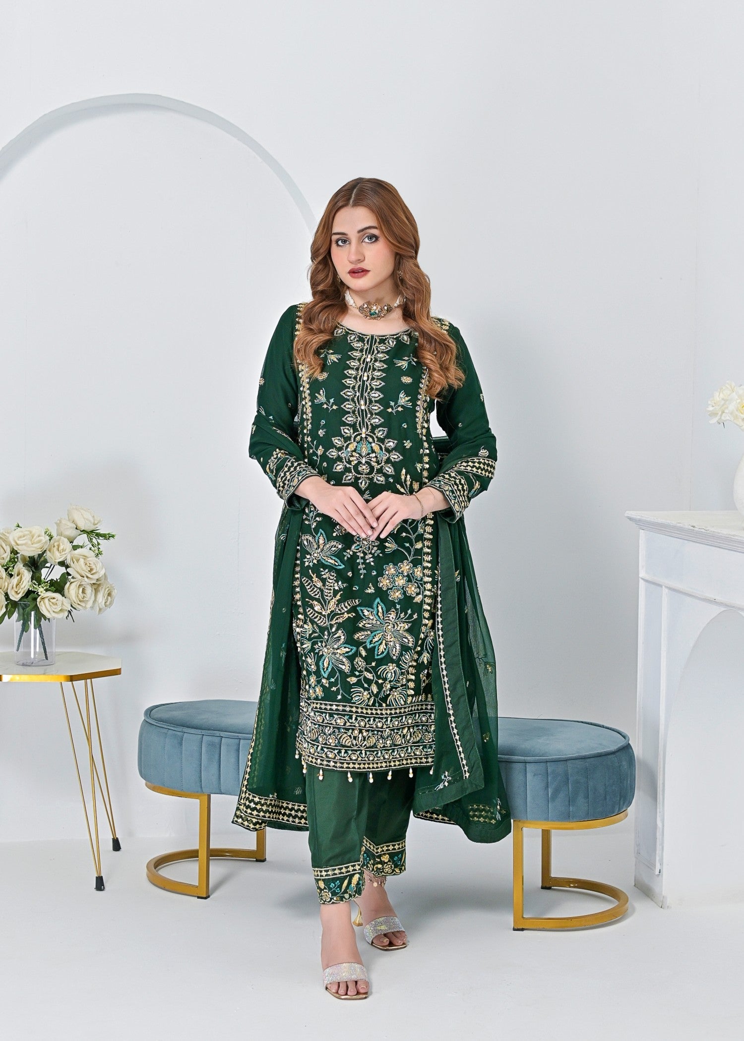 crinkle chiffon Kurta Set in Bottle green