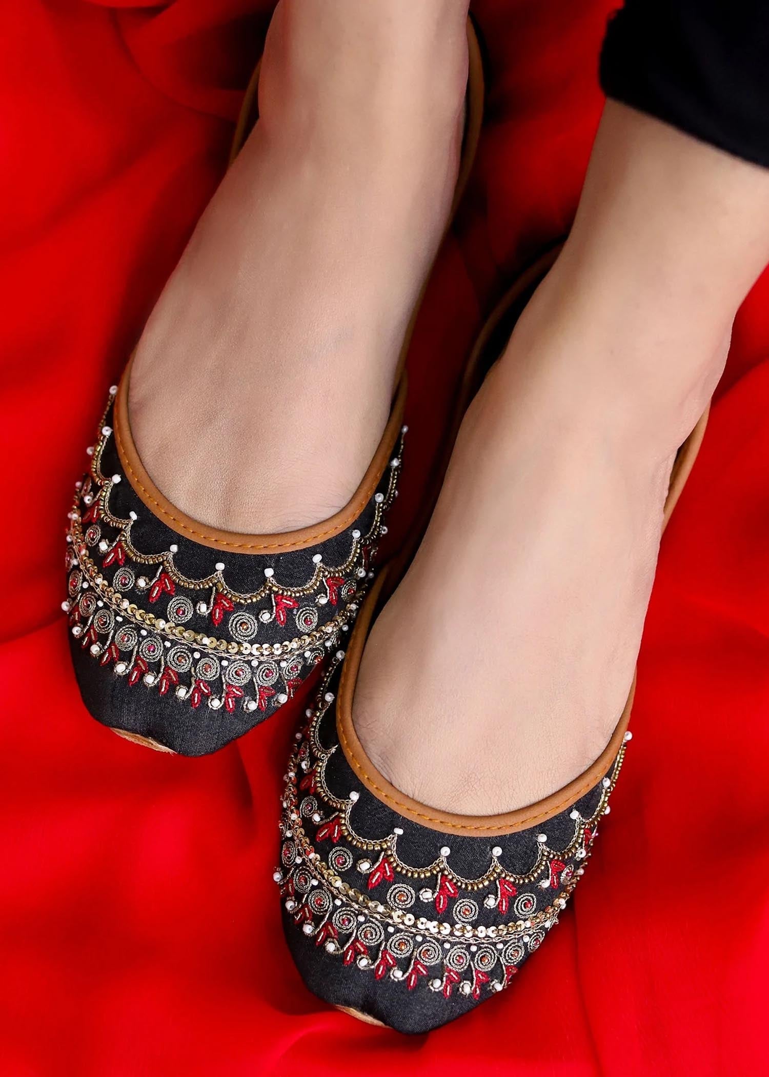Khussa in Black by - High Quality Women Khussa GWZ4815