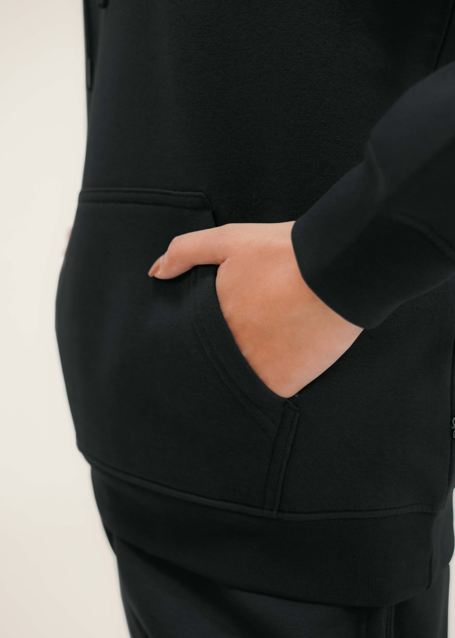 fleece Hoodie in Black