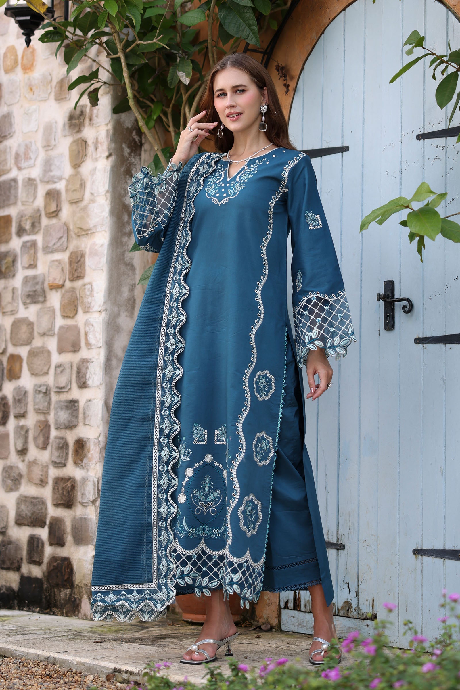 Raaya Luxury Lawn – Jade