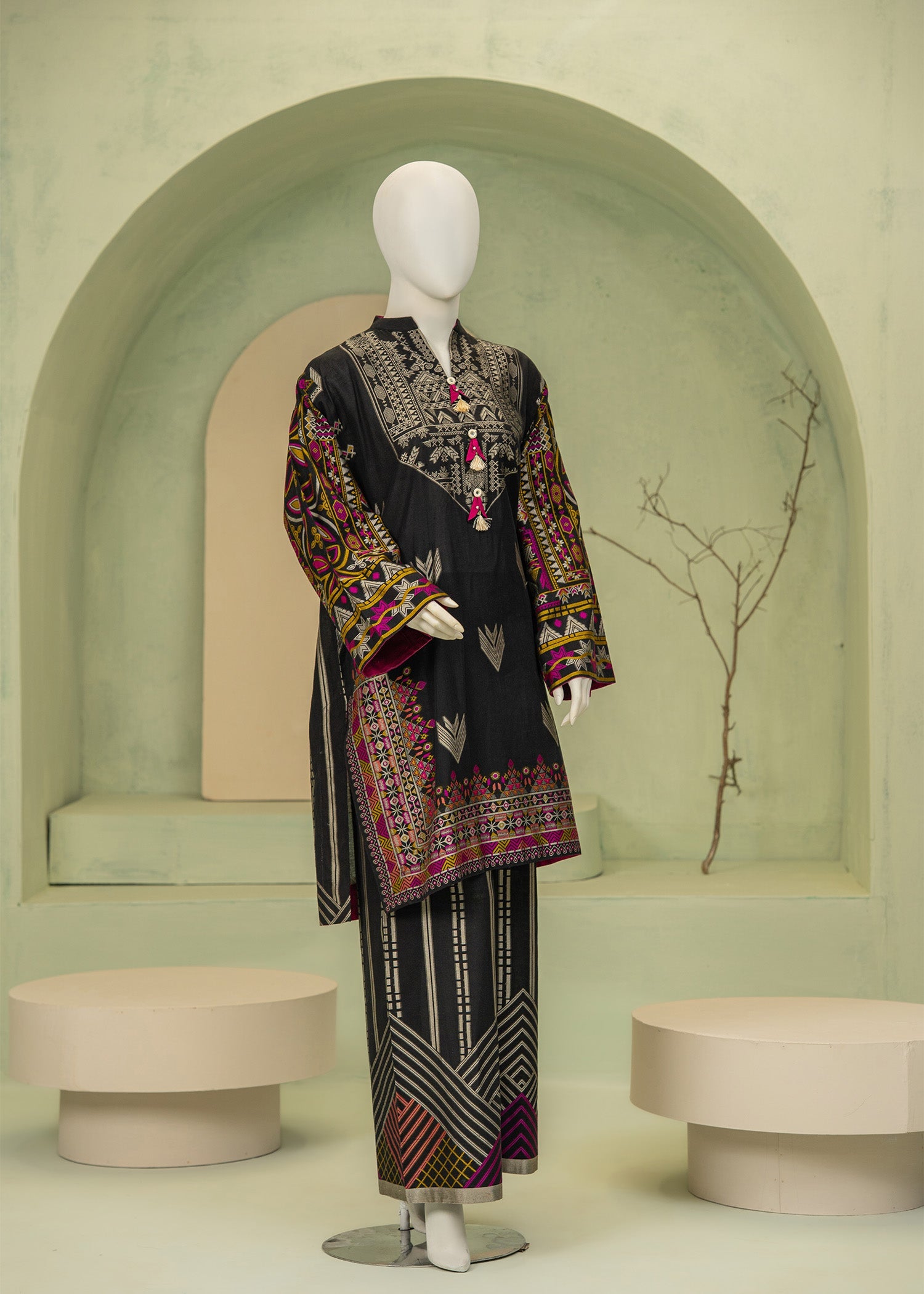 jacquard Kurta Set in Black