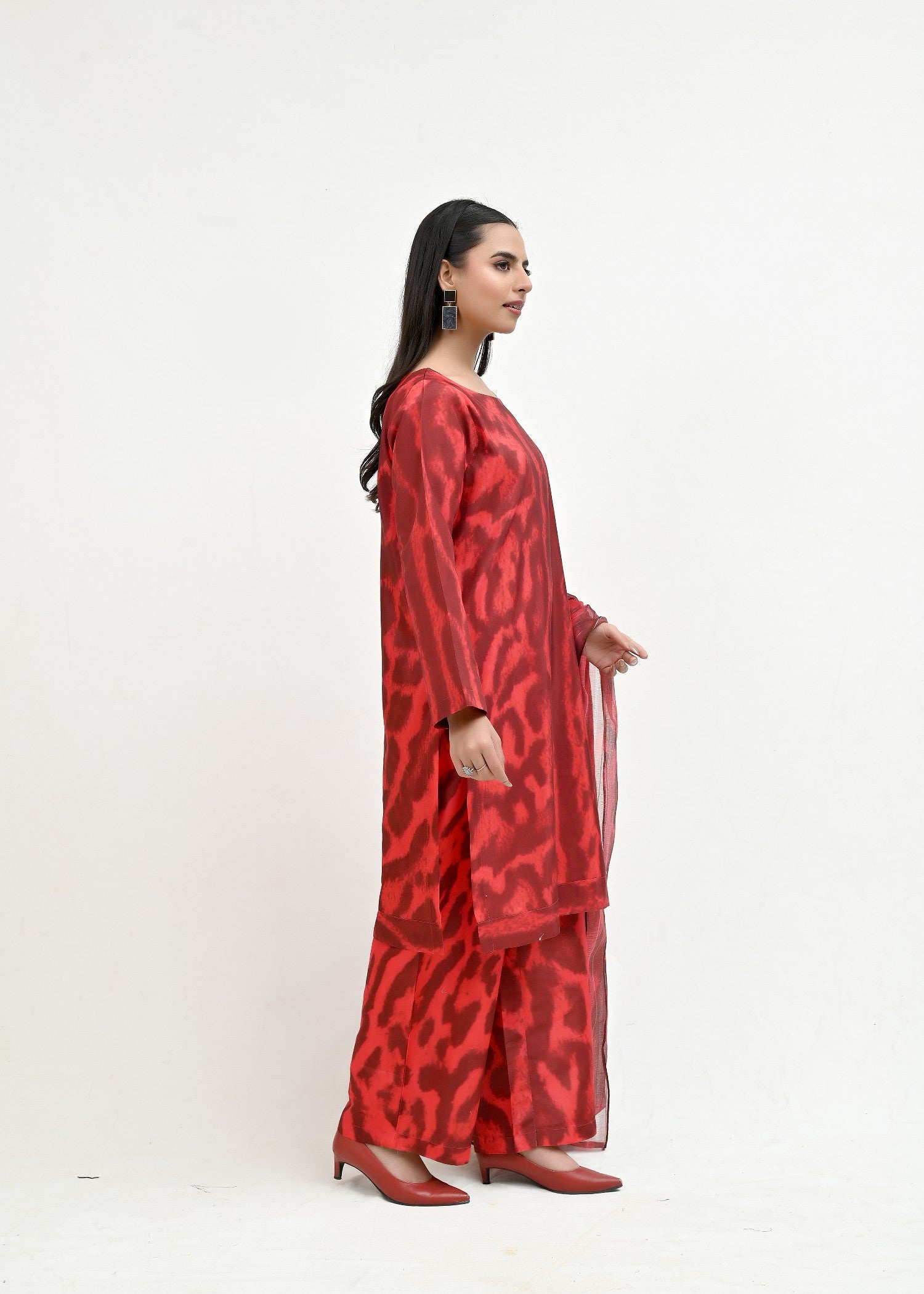 pk raw silk Kurta Set in Blood red