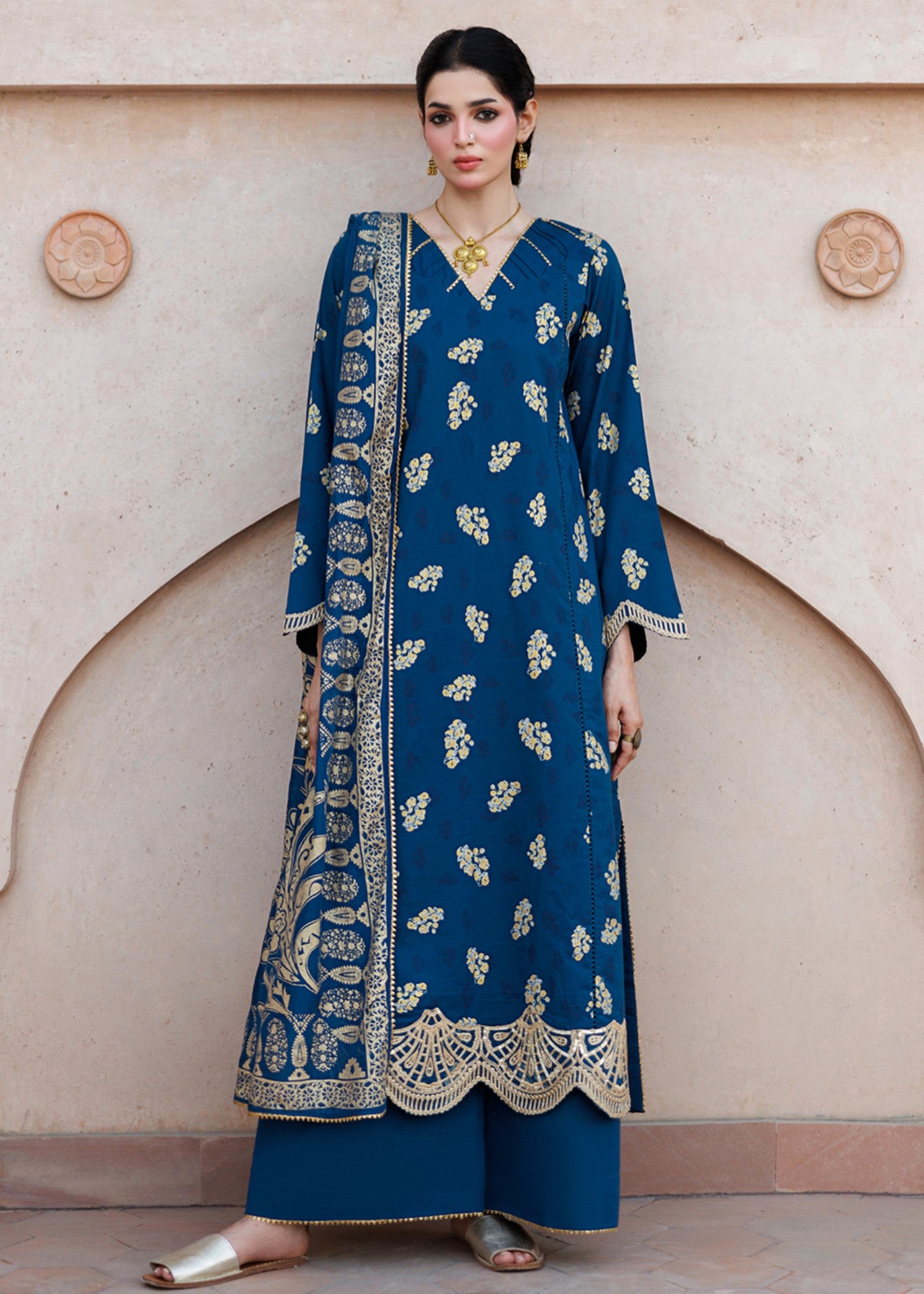 lawn cotton Kurta Set in Royal blue