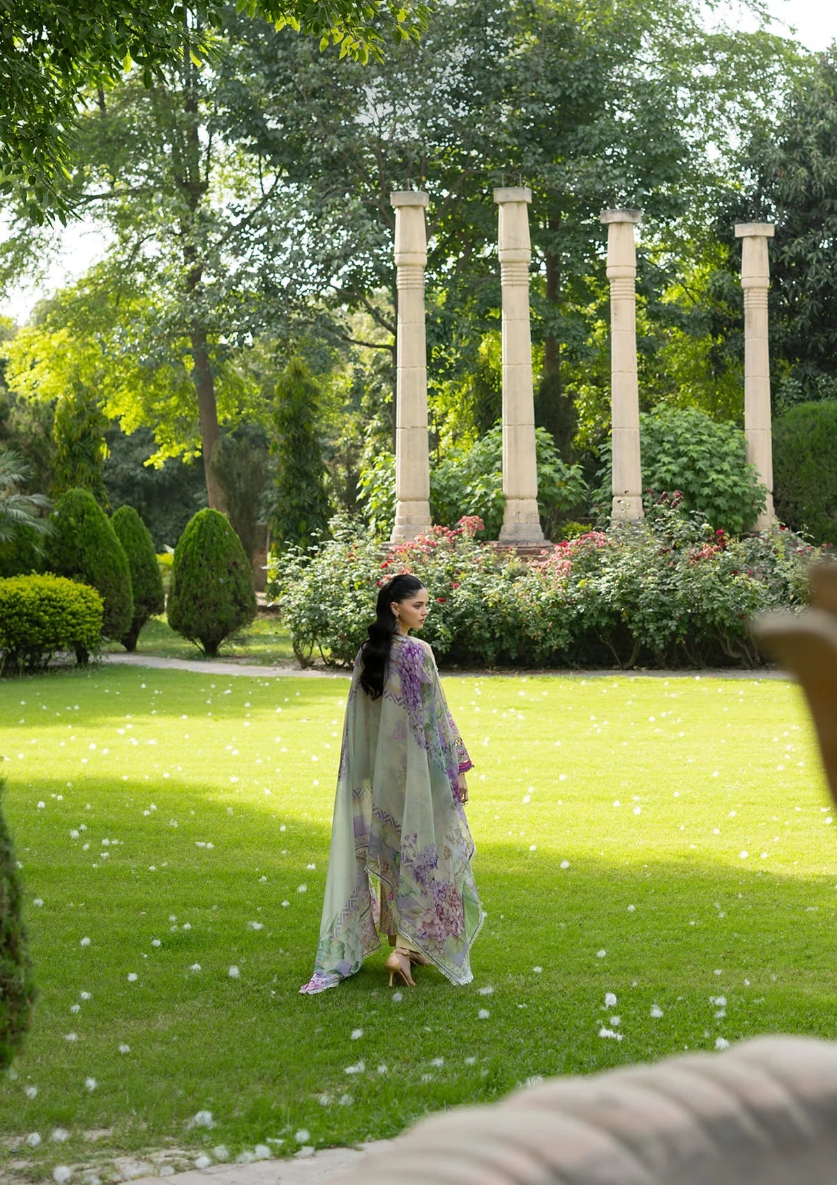 Signature Lawn Edit – 7a Stella