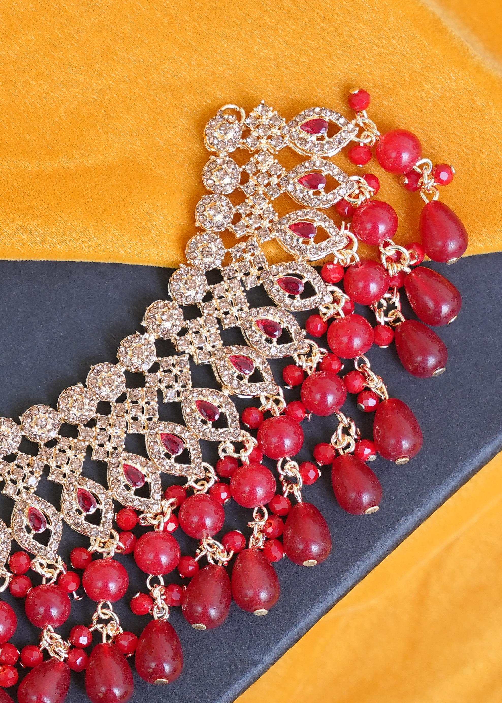 Choker in Maroon, goldenrod Color by - Trendy Women Choker OEI5358