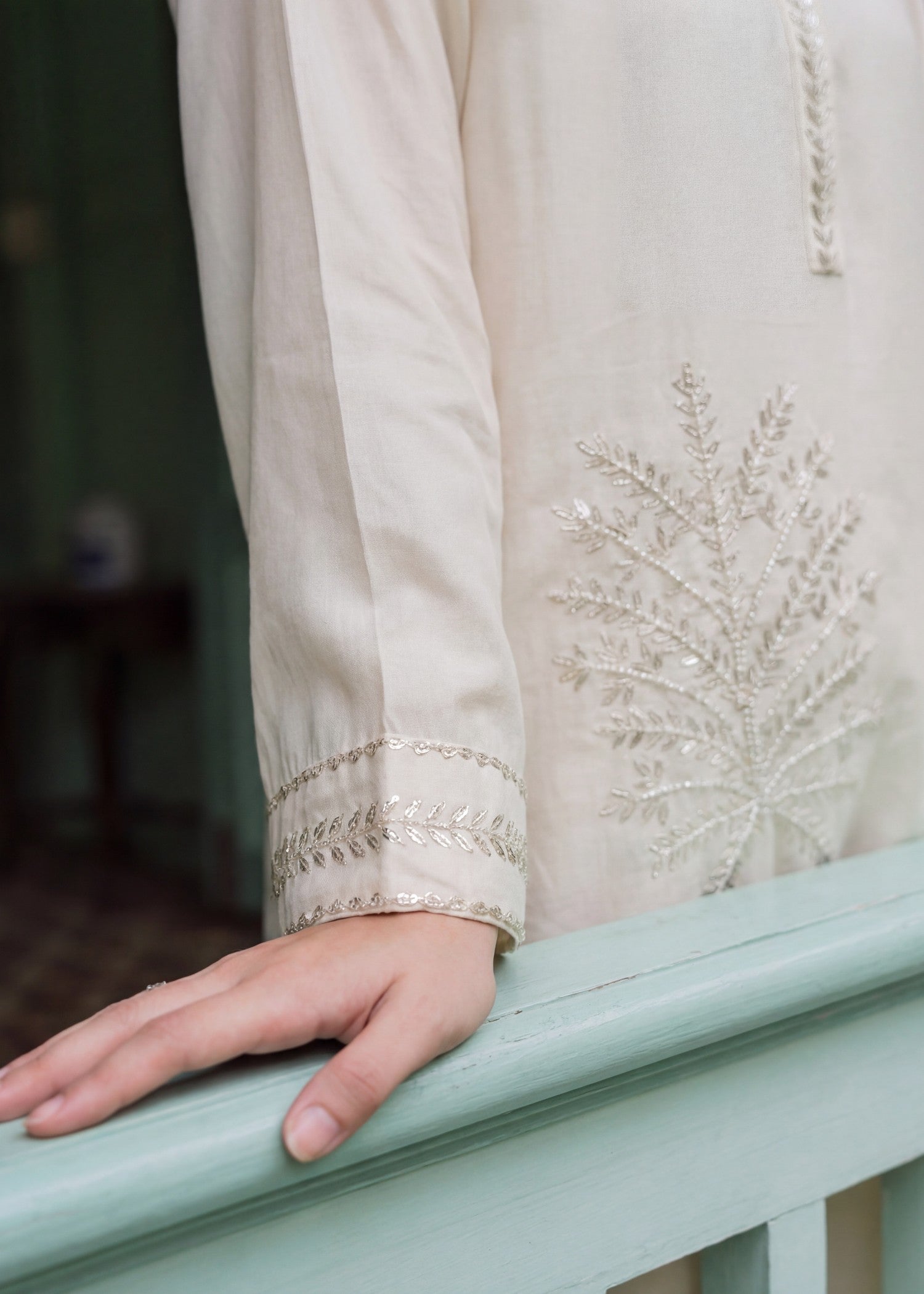 dhanak Kurta Set in Off-white