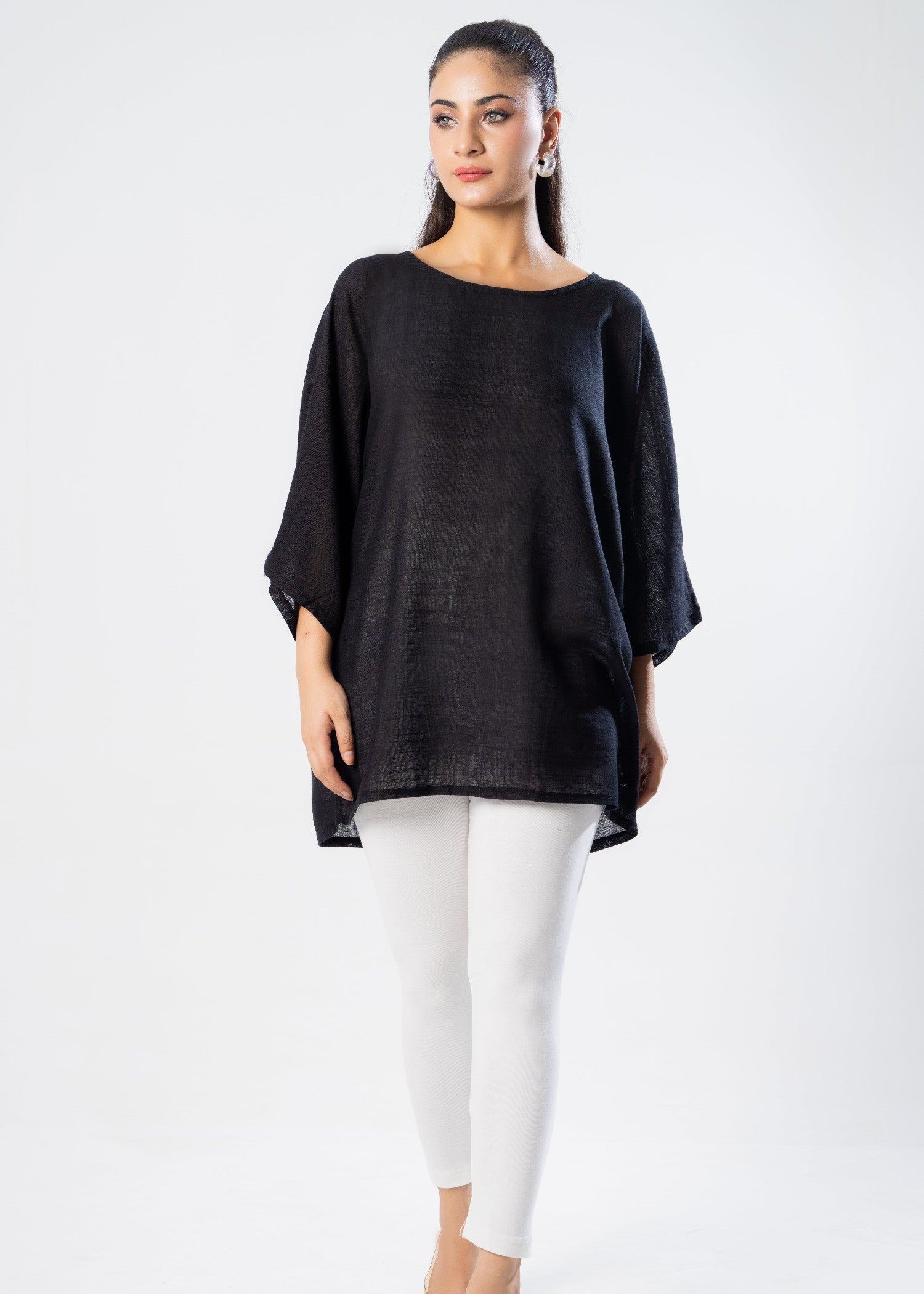 slub lawn Top in Jet black