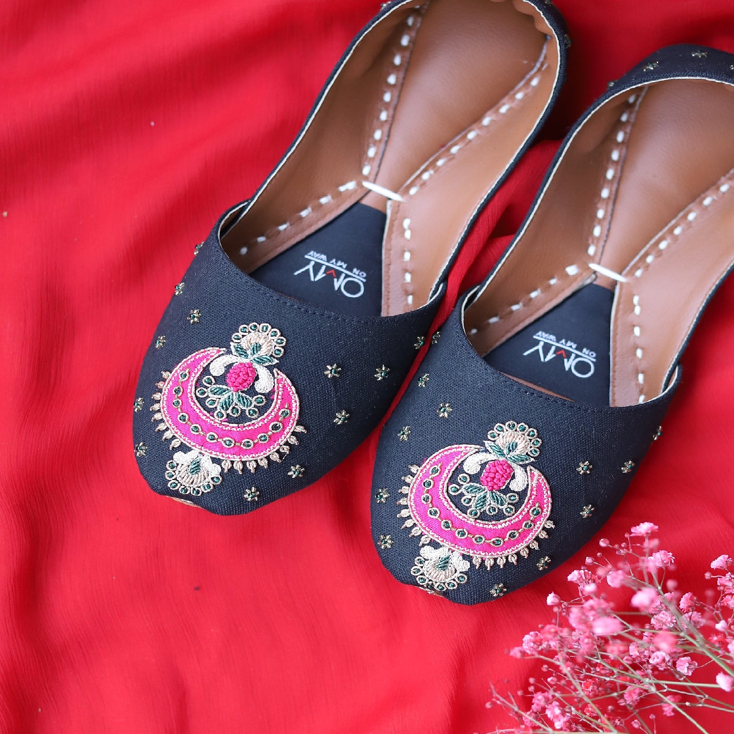Khussa in Black by - High Quality Women Khussa JXZ6852