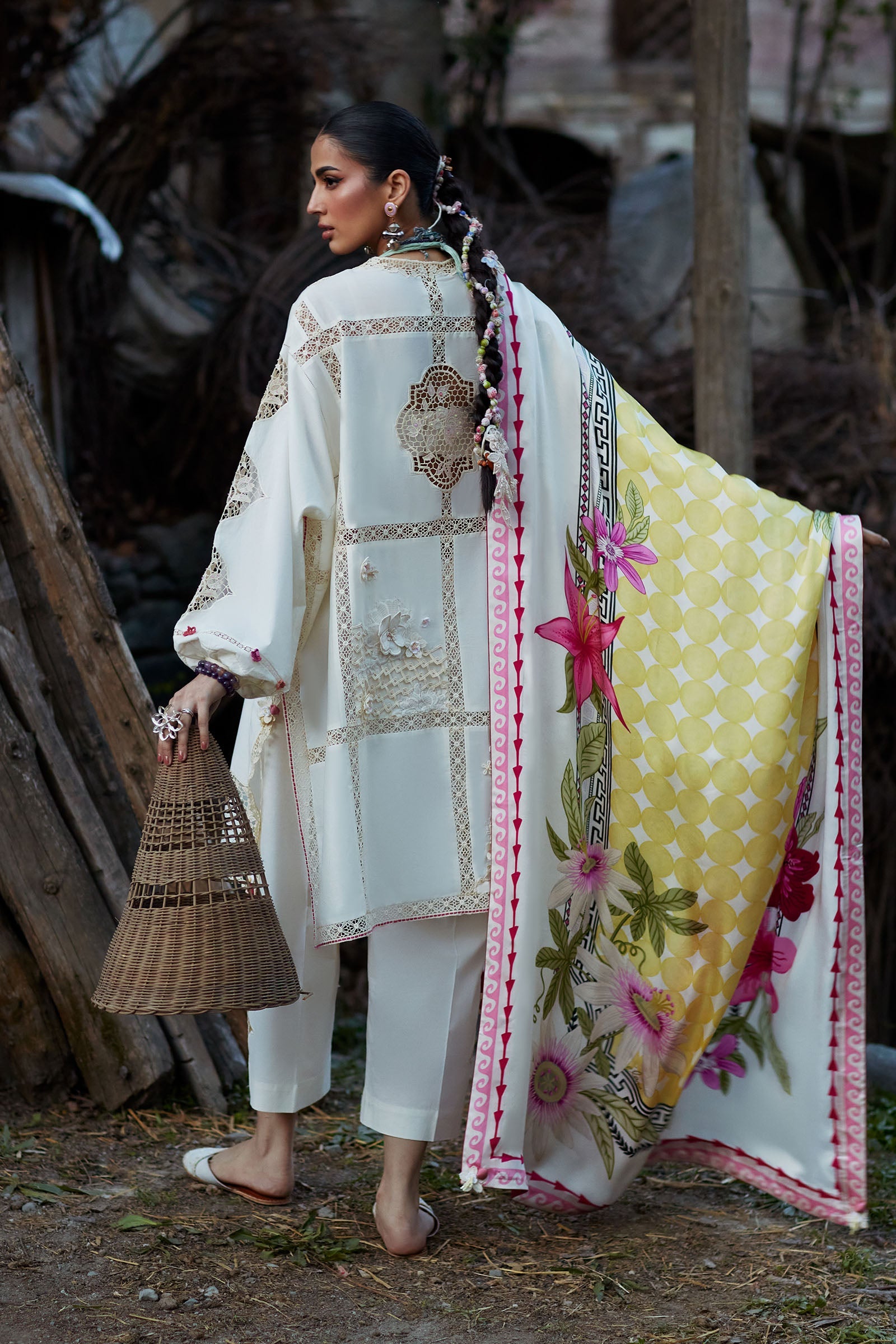 Kashmee Luxury Eid Lawn – ZÉRIN (EL26-11 B)