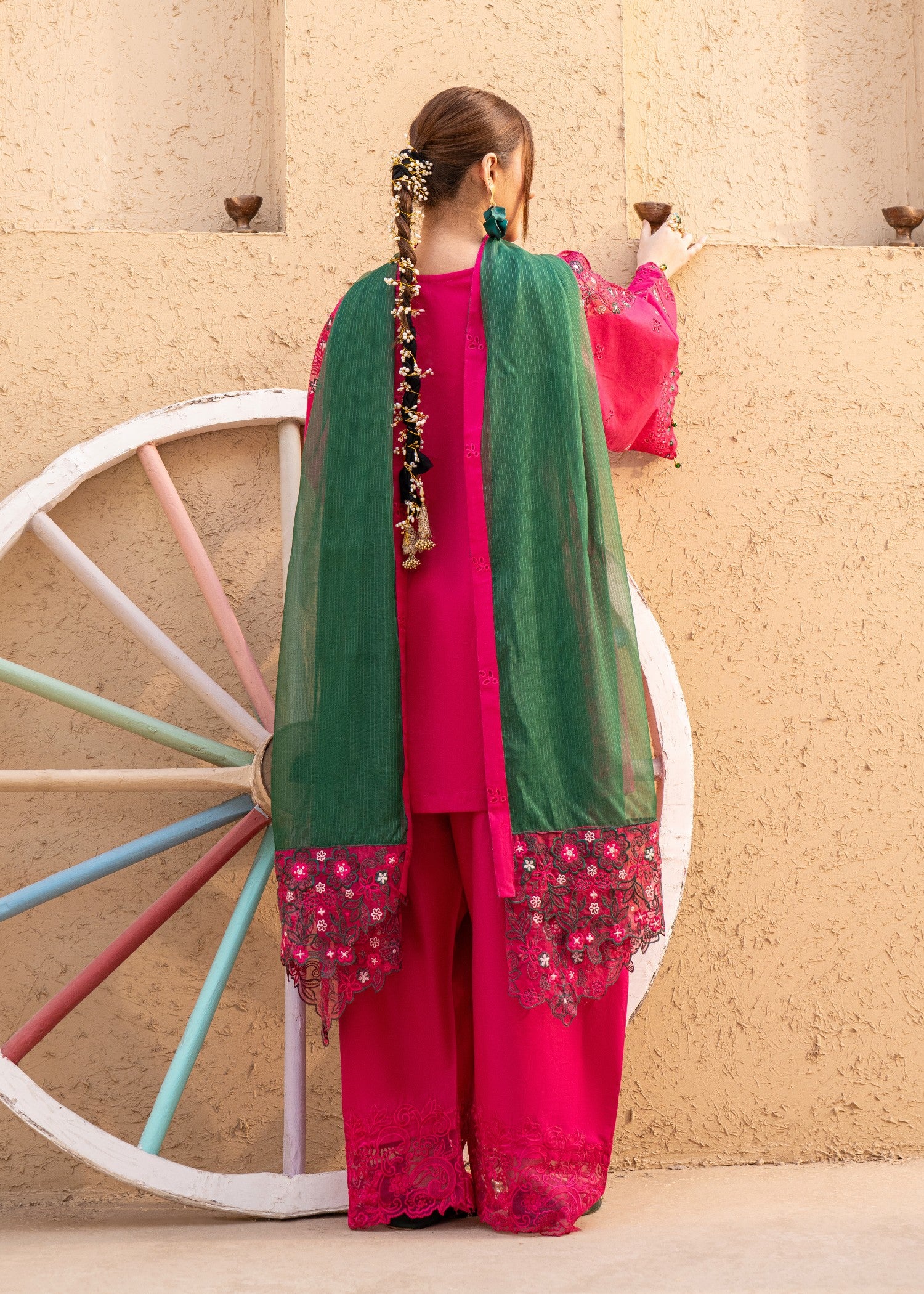 lawn cotton Kurta Set in Hot pink
