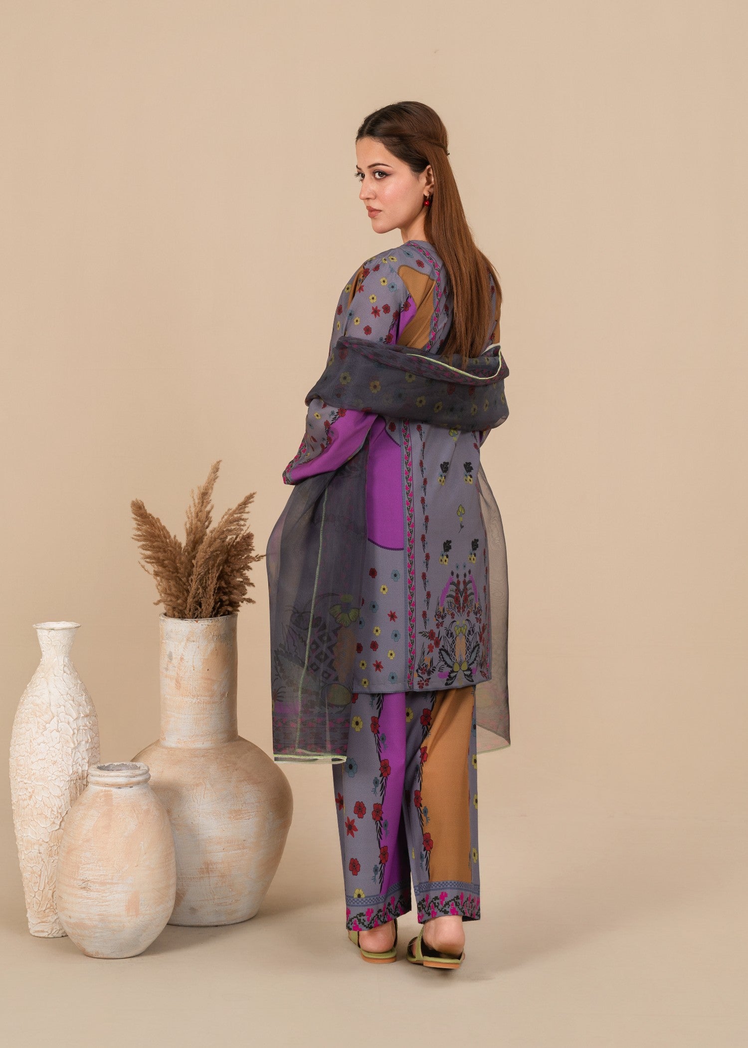 silk crepe Kurta Set in Lavender grey