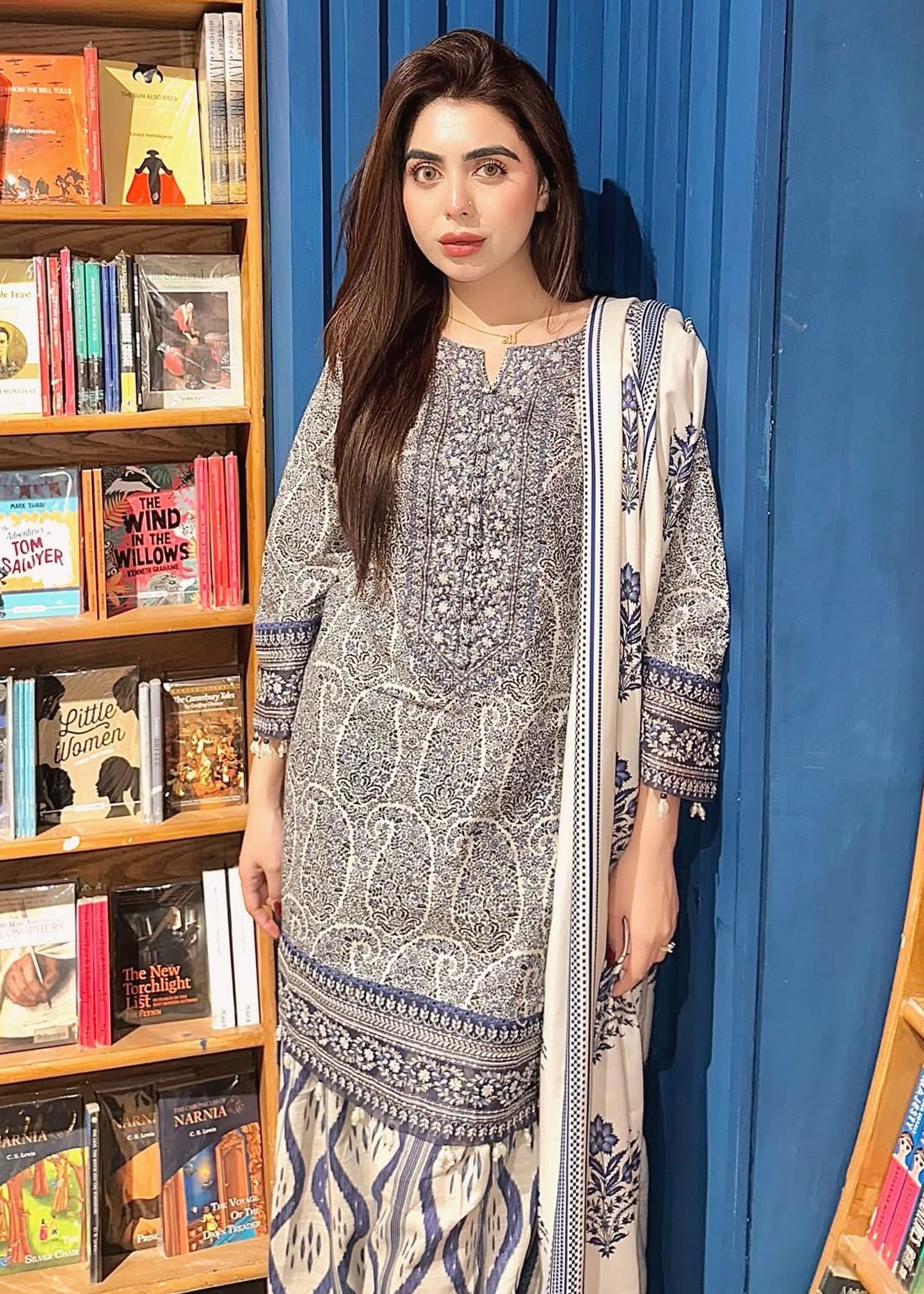 khaddar Kurta Set in Blue, beige