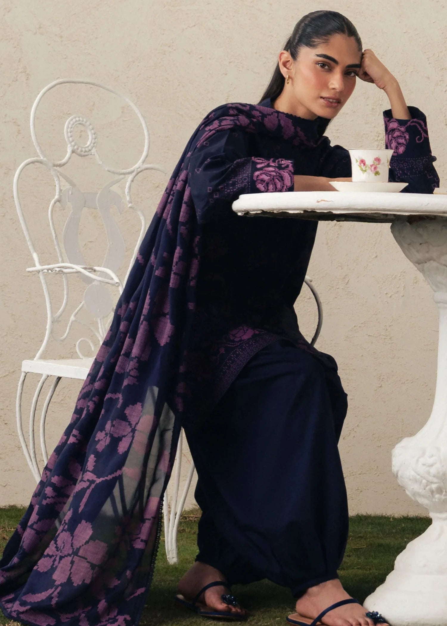 cambric Unstitched in Dark blue