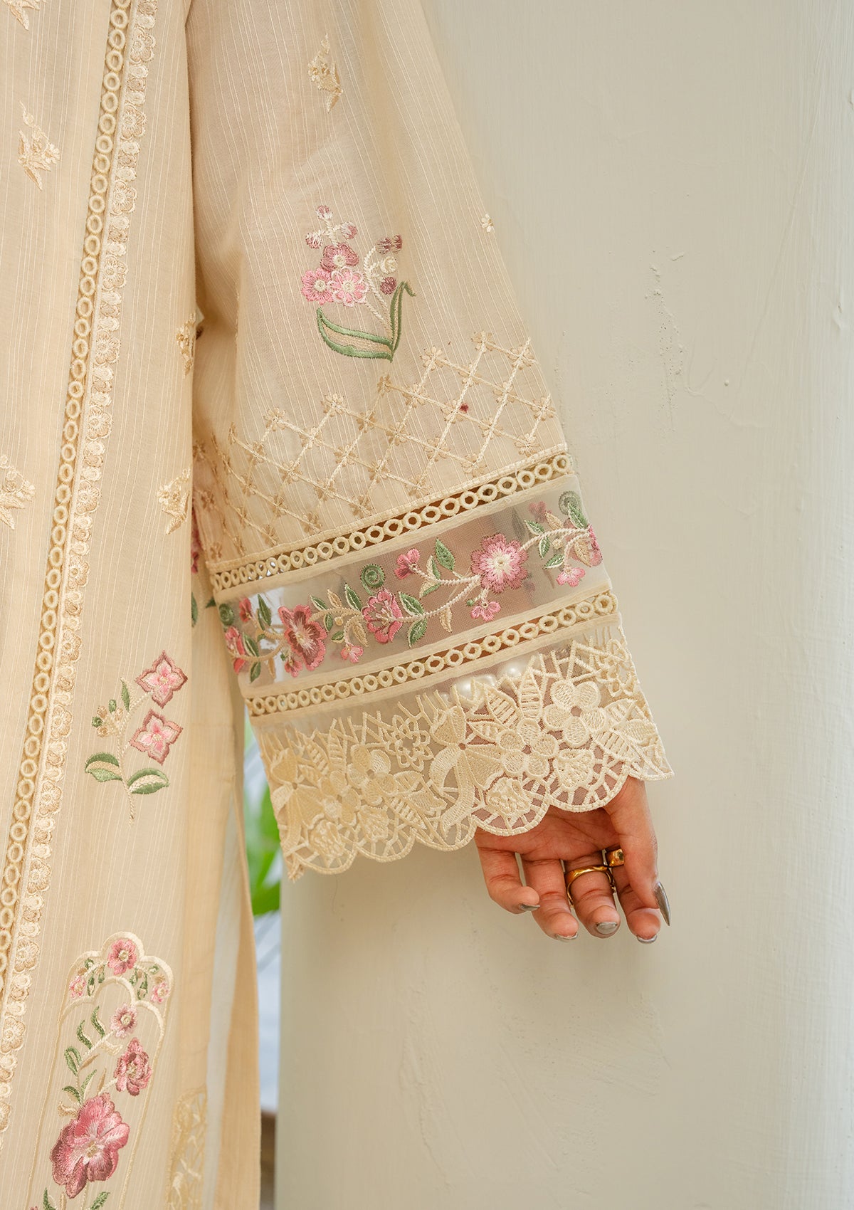 lawn Kurta Set in Cream