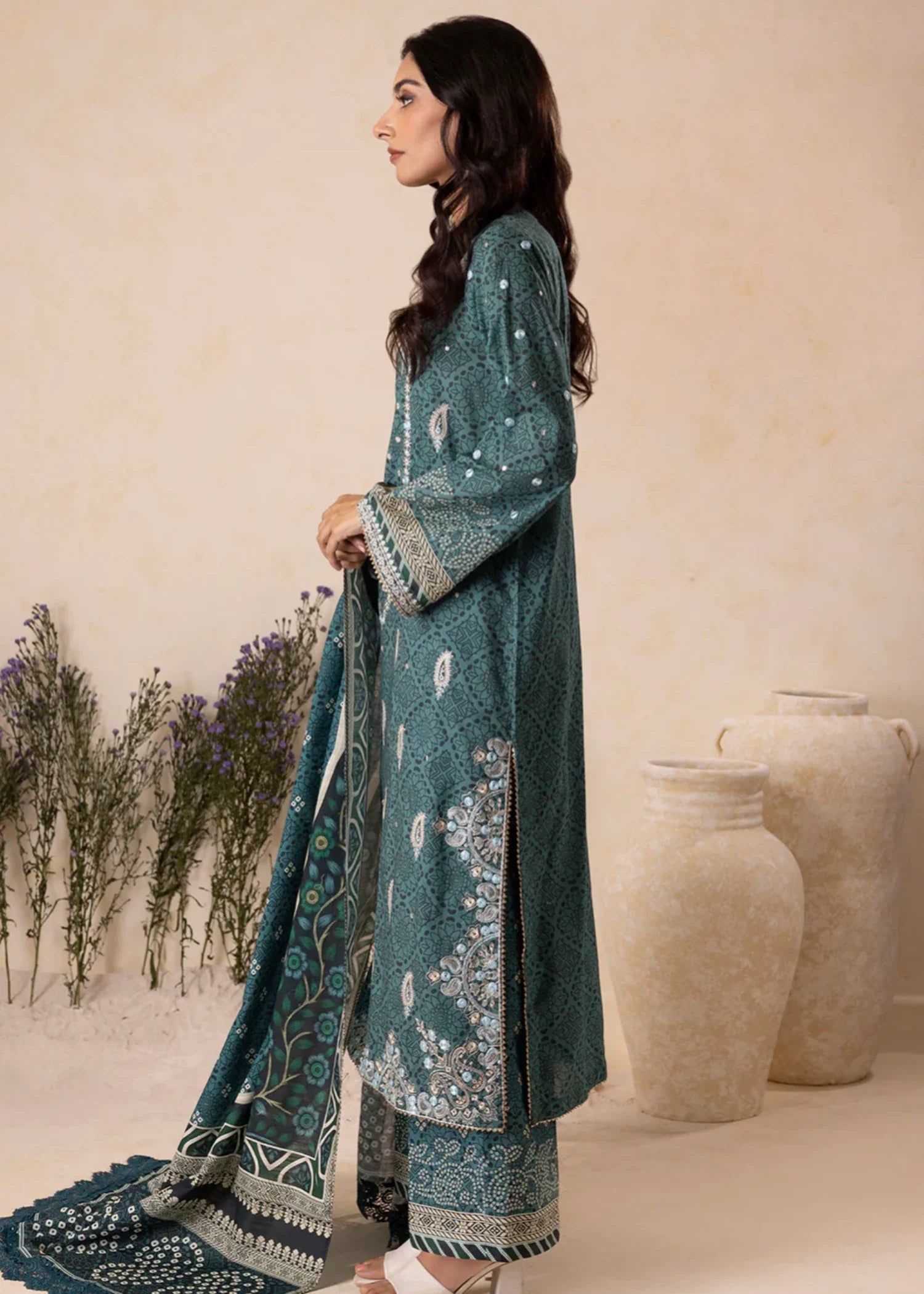 khaddar Unstitched in Green