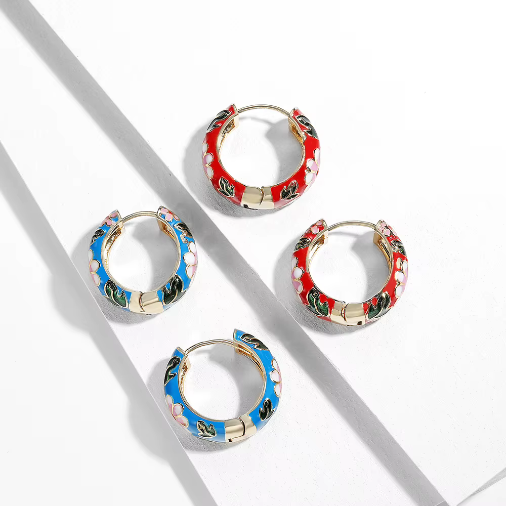 New Fashion Enamel Flower Huggie Hoop Earrings for Women Vintage Boho Circle Small Earrings Statement Jewelry Brincos - view 4