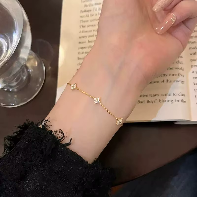 New Luxury Brand Temperament Four Leaf Flower Bracelet for Women Charm - charm bracelet kit at ShoplyHub
