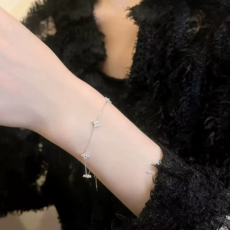 New Luxury Brand Temperament Four Leaf Flower Bracelet for Women Charm Gold Color Stainless Steel Korea Bangle Jewelry - view 2