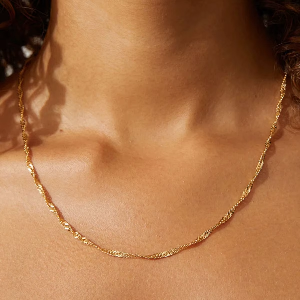 Exquisite Gold Plated Stainless Steel Thin Chain Necklace for Women Simple Style Clavicle Chain Female Jewelry - view 4