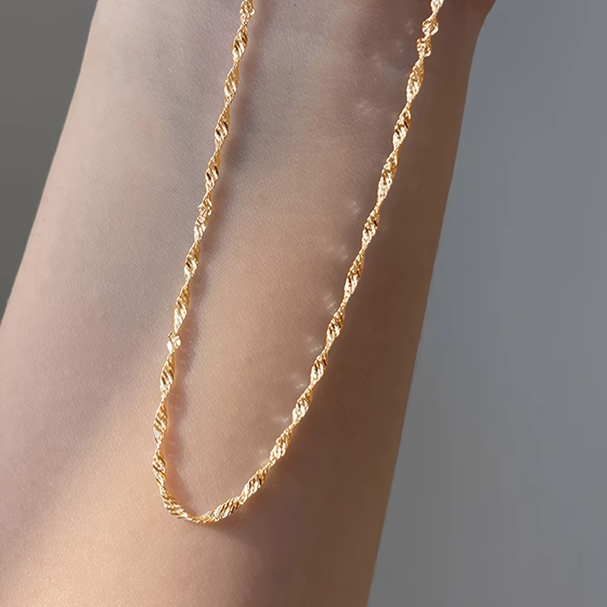 Exquisite Gold Plated Stainless Steel Thin Chain Necklace for Women Simple Style Clavicle Chain Female Jewelry - view 3