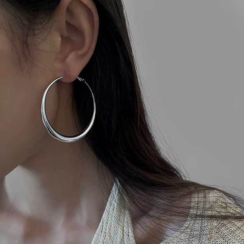 Fashion Exaggerated Big Circle Hoop Earrings for Women Statement Jewelry Smooth Circle Earrings Femme Boucles D'oreilles - view 3