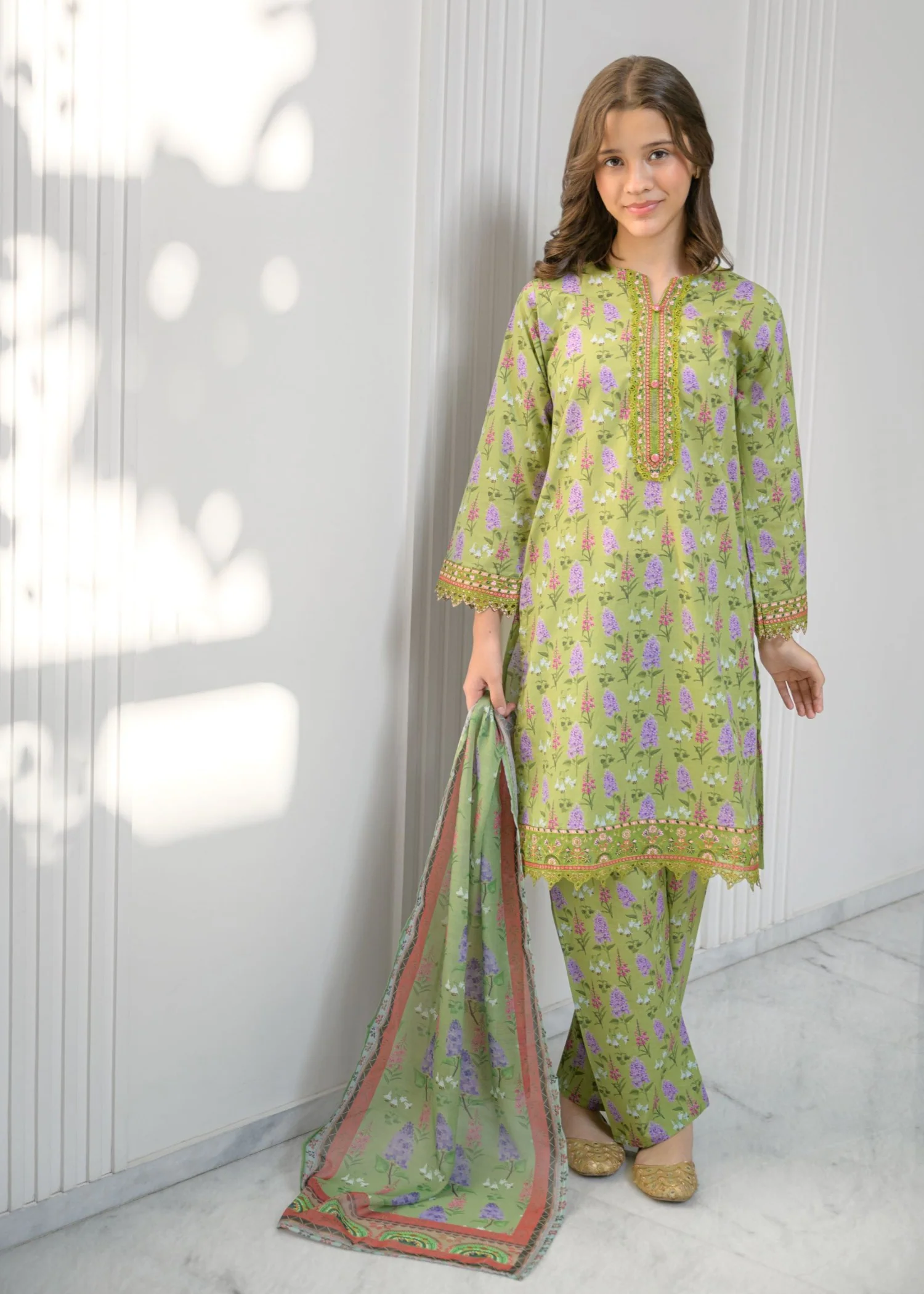 lawn Kurta Set in Green