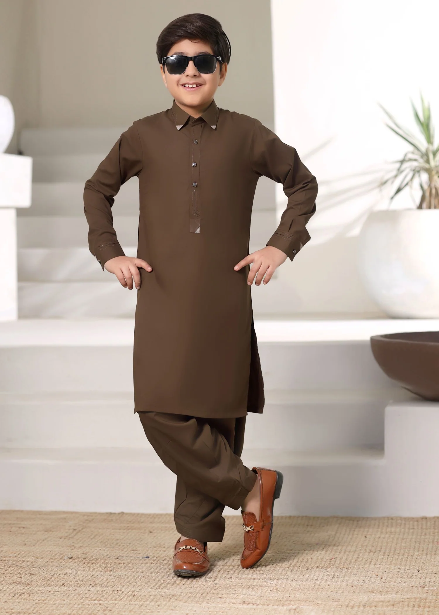 wash & wear Kurta Set in Brown