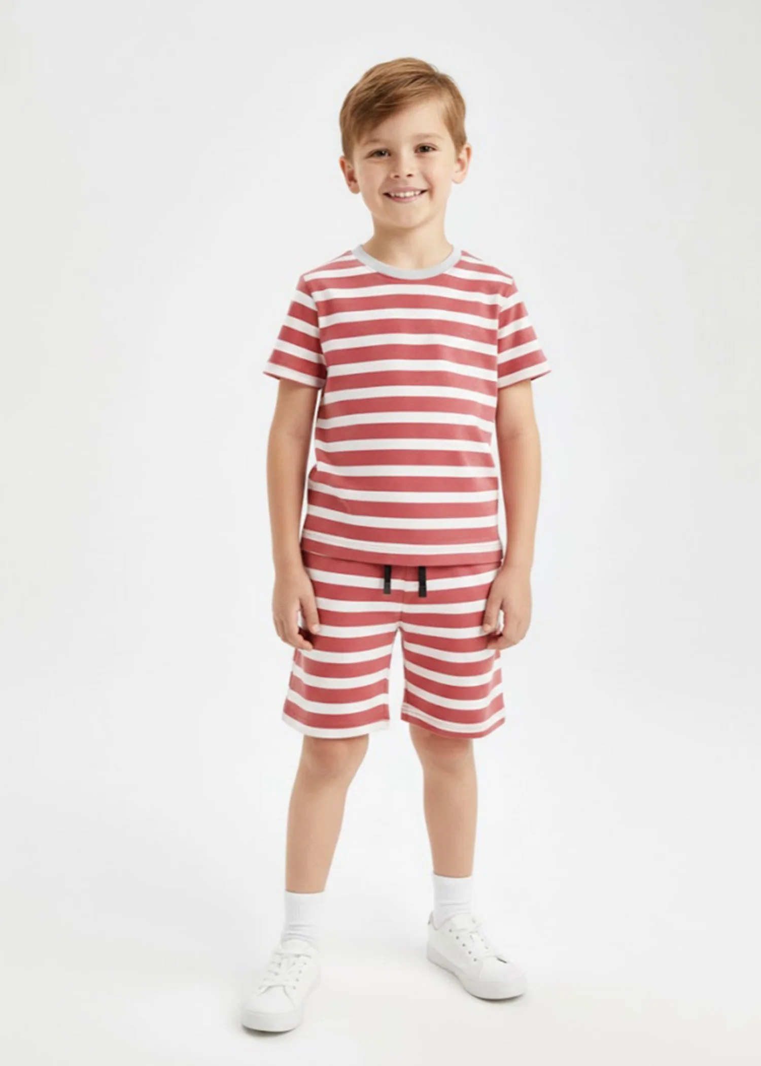 cotton T Shirt in Multi