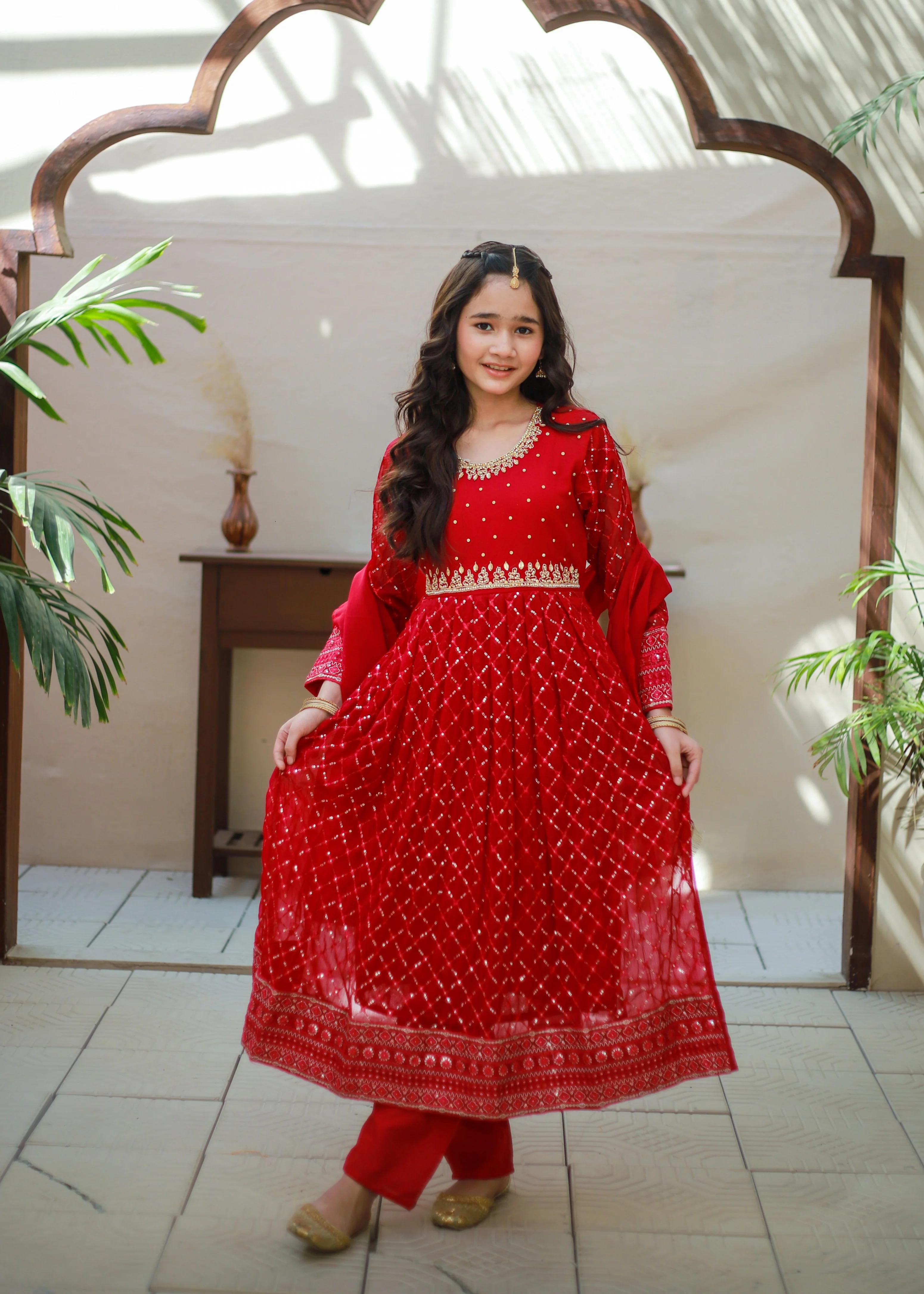 chiffon Pishwas in Red