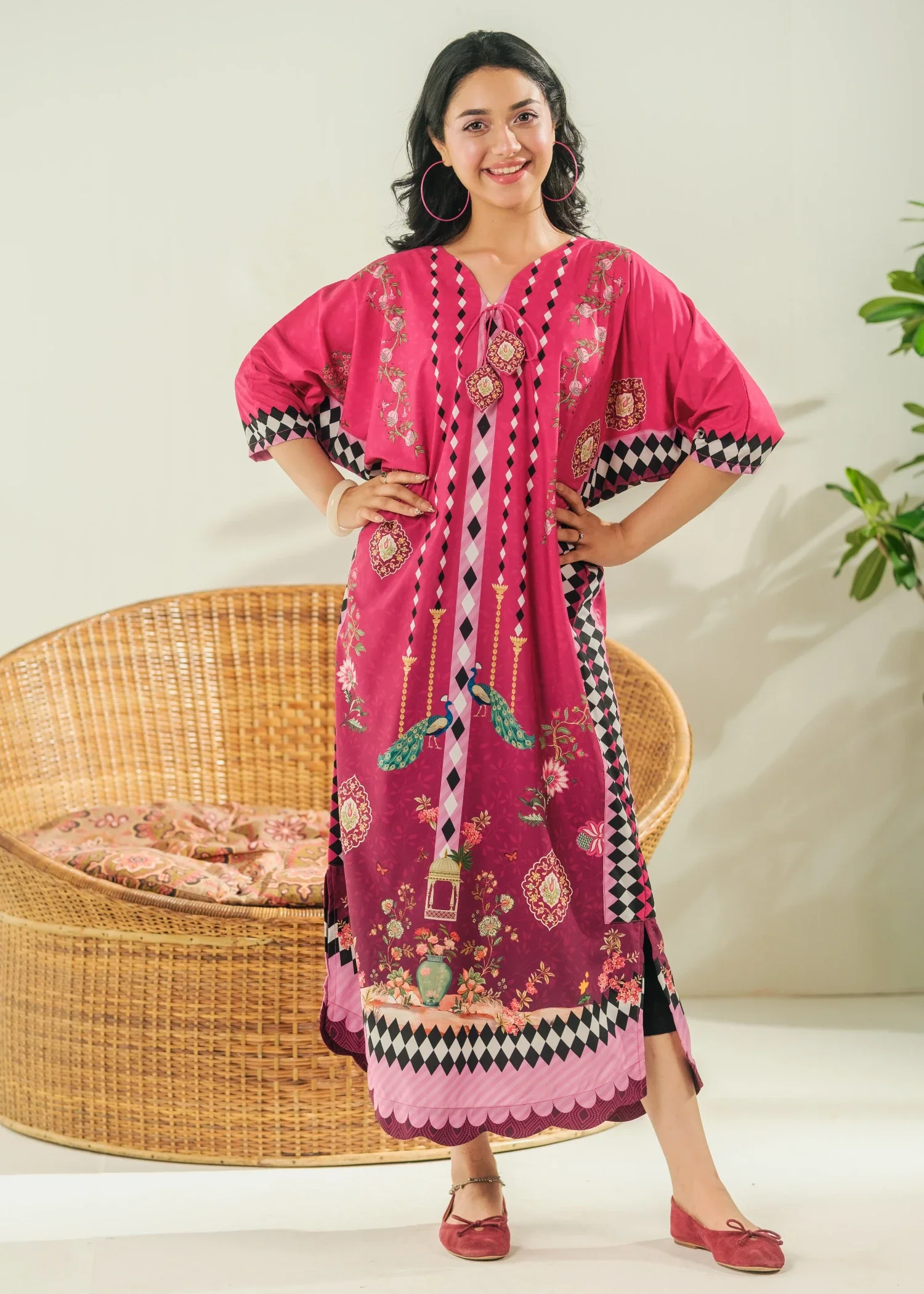 crepe Kaftan in Raspberry pink