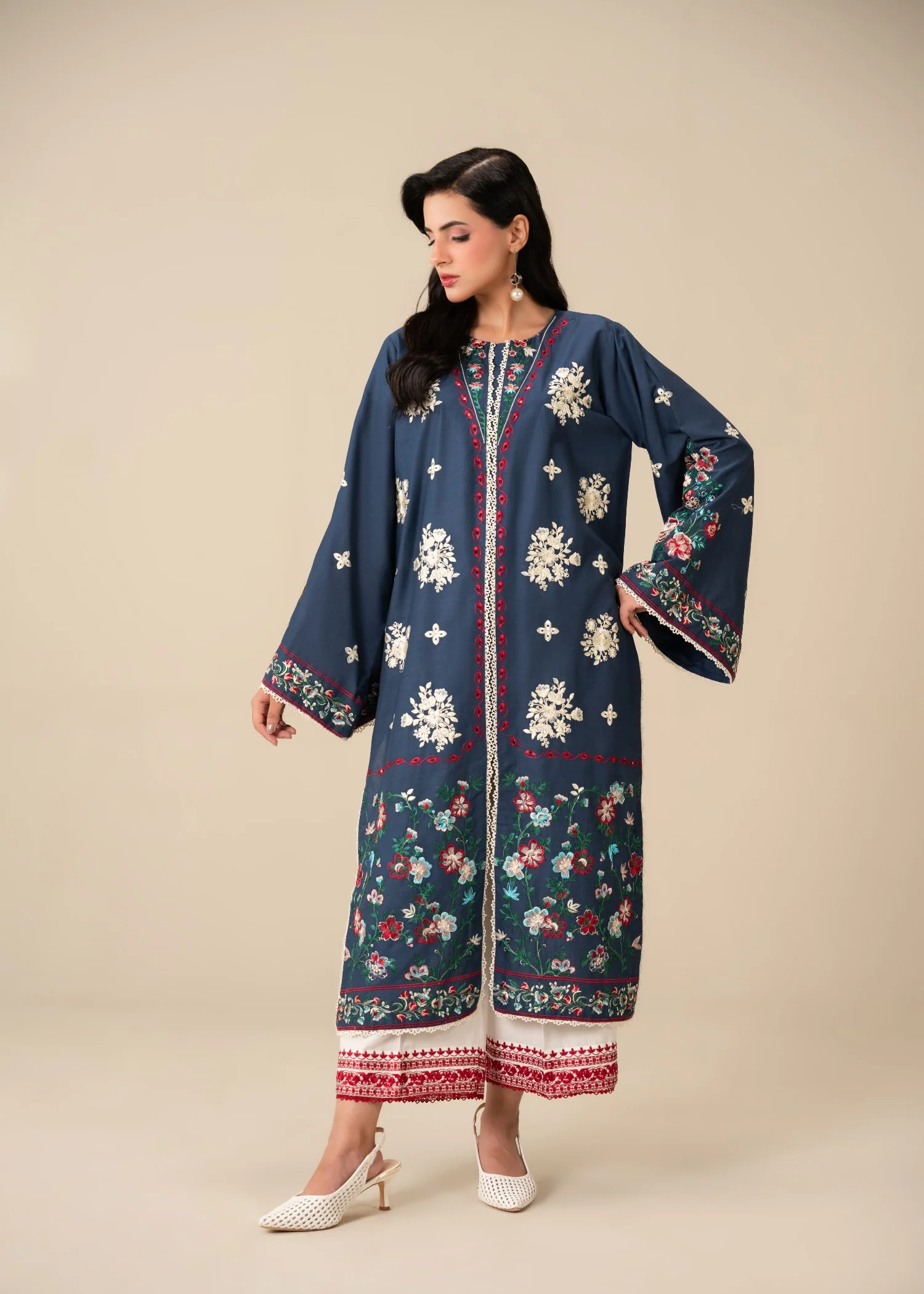 lawn Kurta Set in White, midnight blue