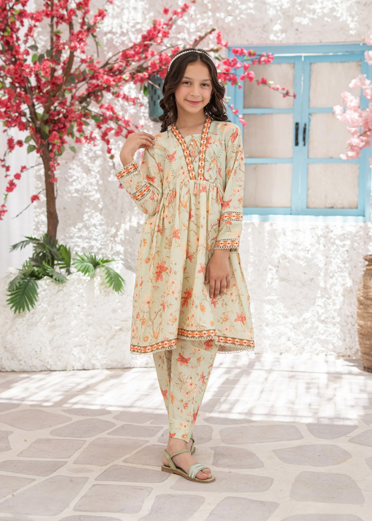 lawn Short Frock in Pale yellow