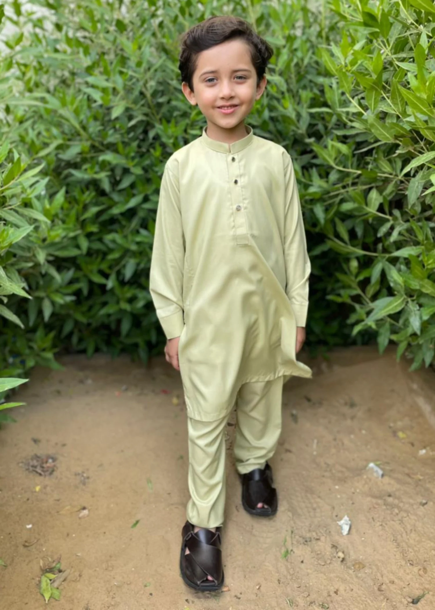wash & wear Kurta Set in Tea green