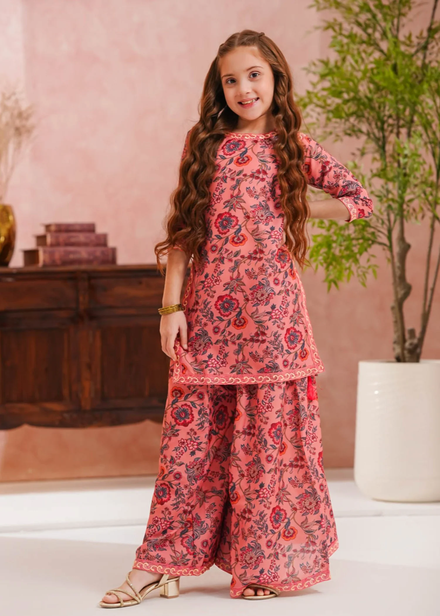 poly lawn Sharara in Pink