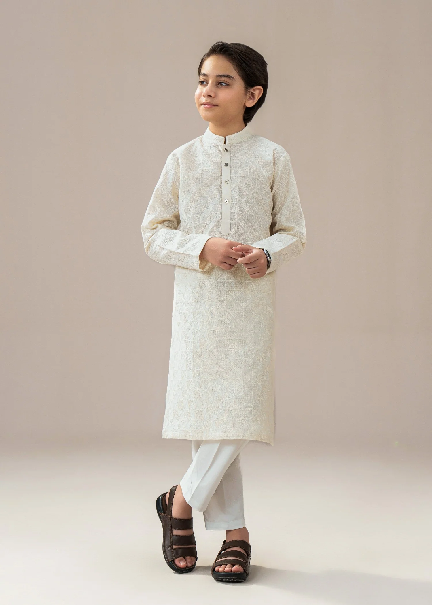 wash & wear Kurta Set in Off-white