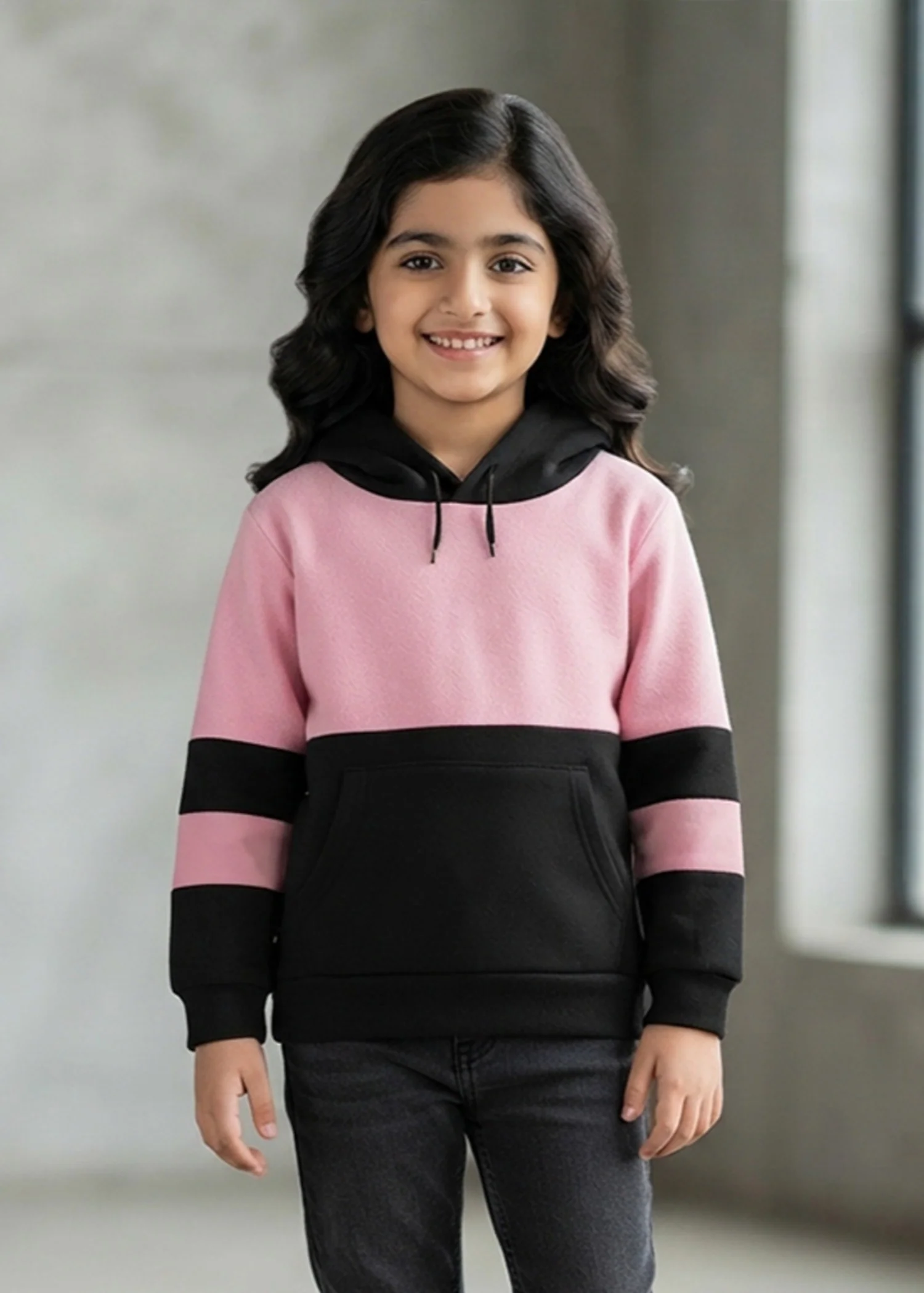 fleece Hoodie in Pink, black
