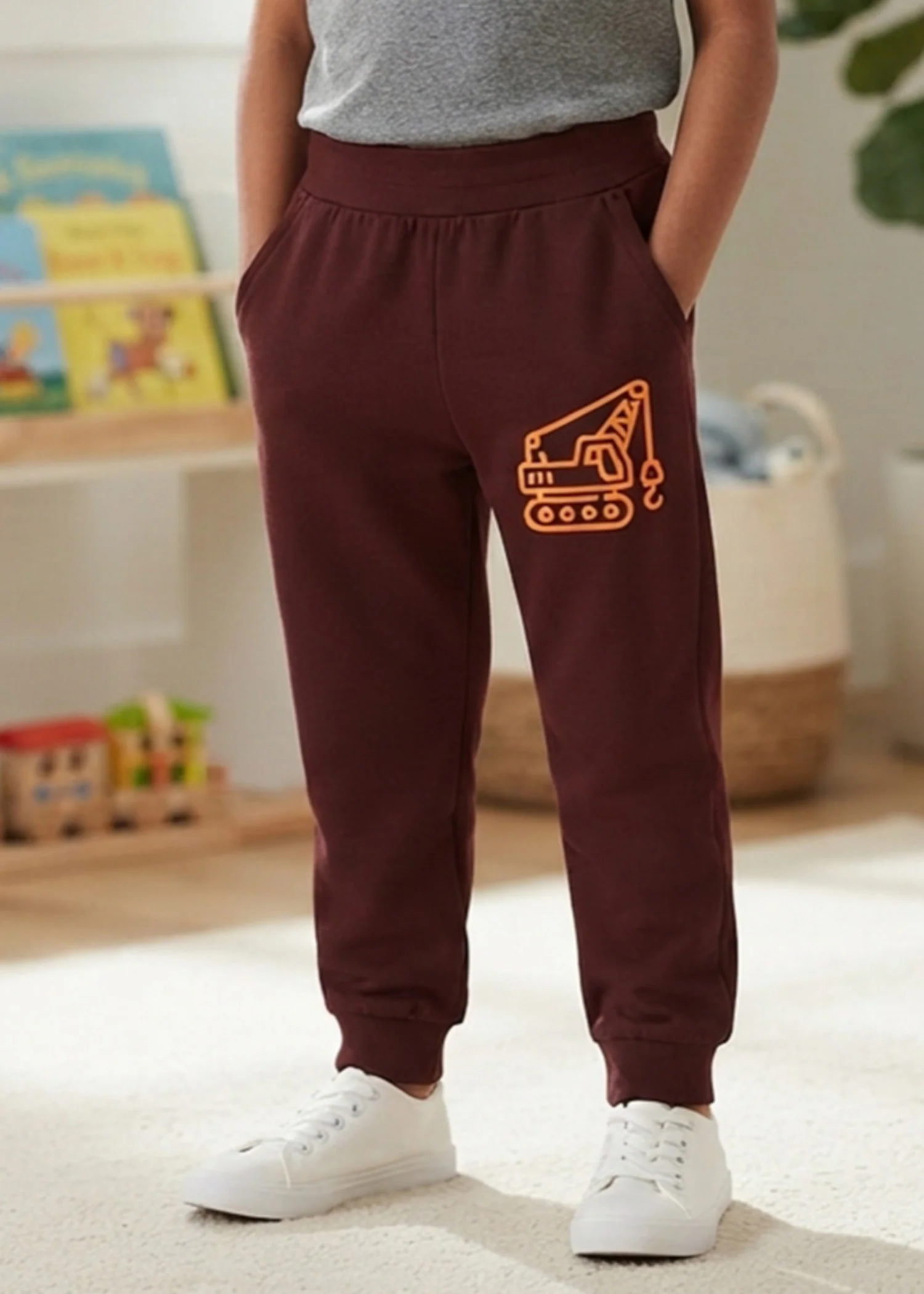 fleece Trousers in Maroon