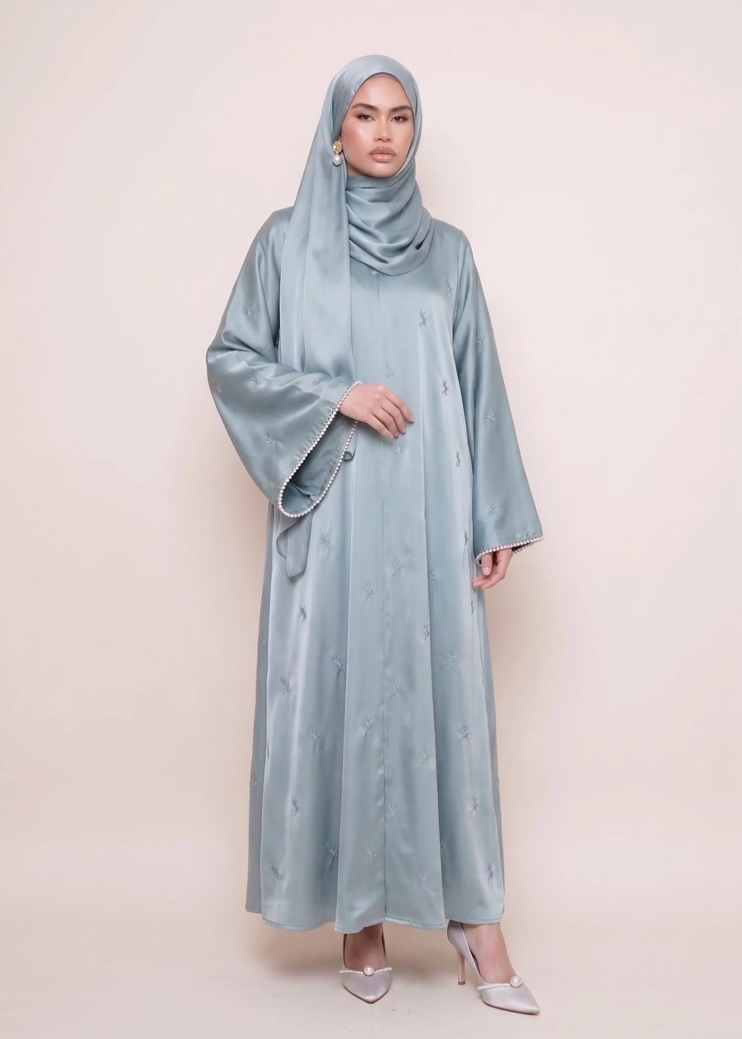 crinkle Abaya in Duck egg grey